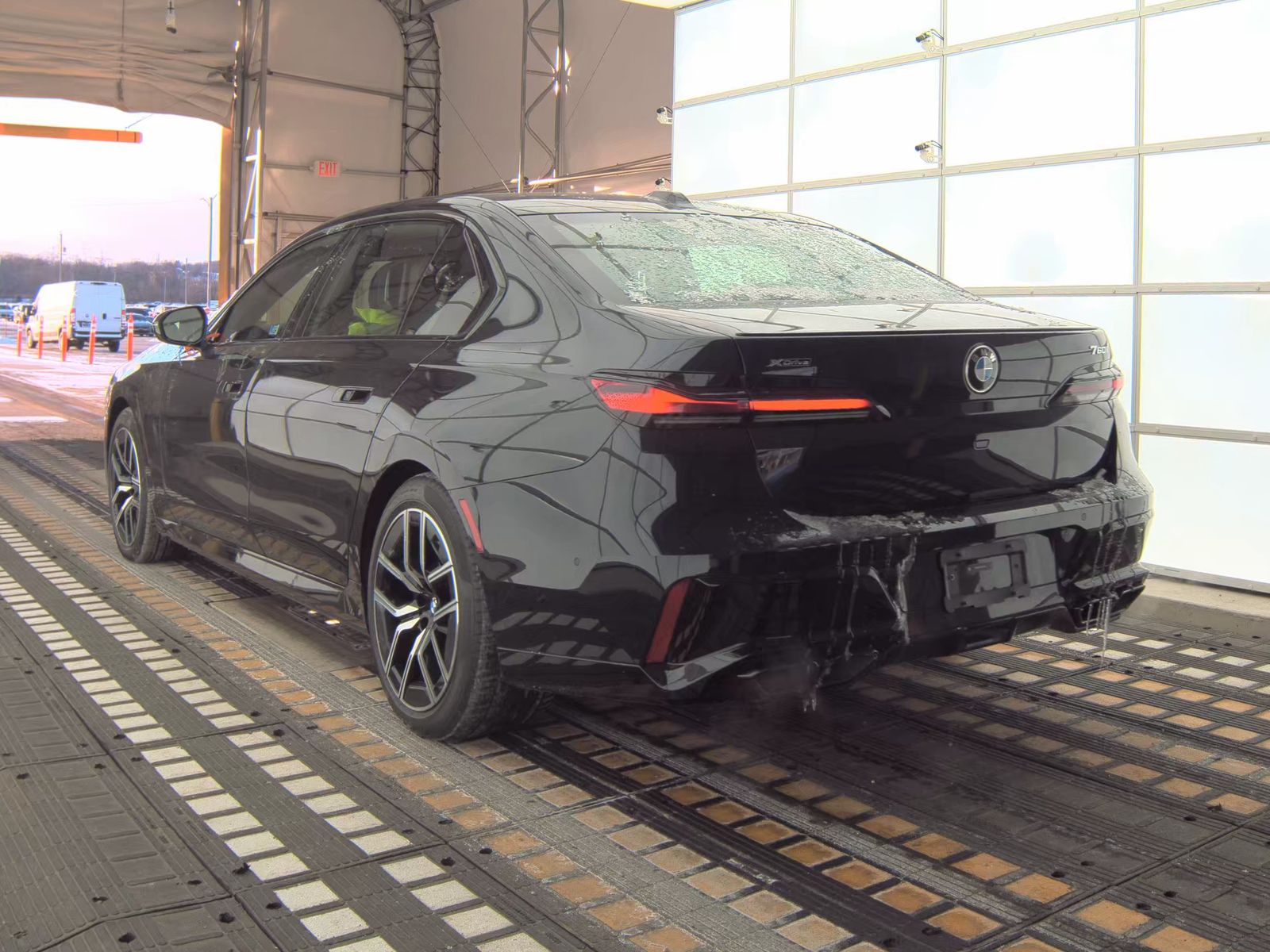 2025 BMW 7 Series 760i xDrive AWD