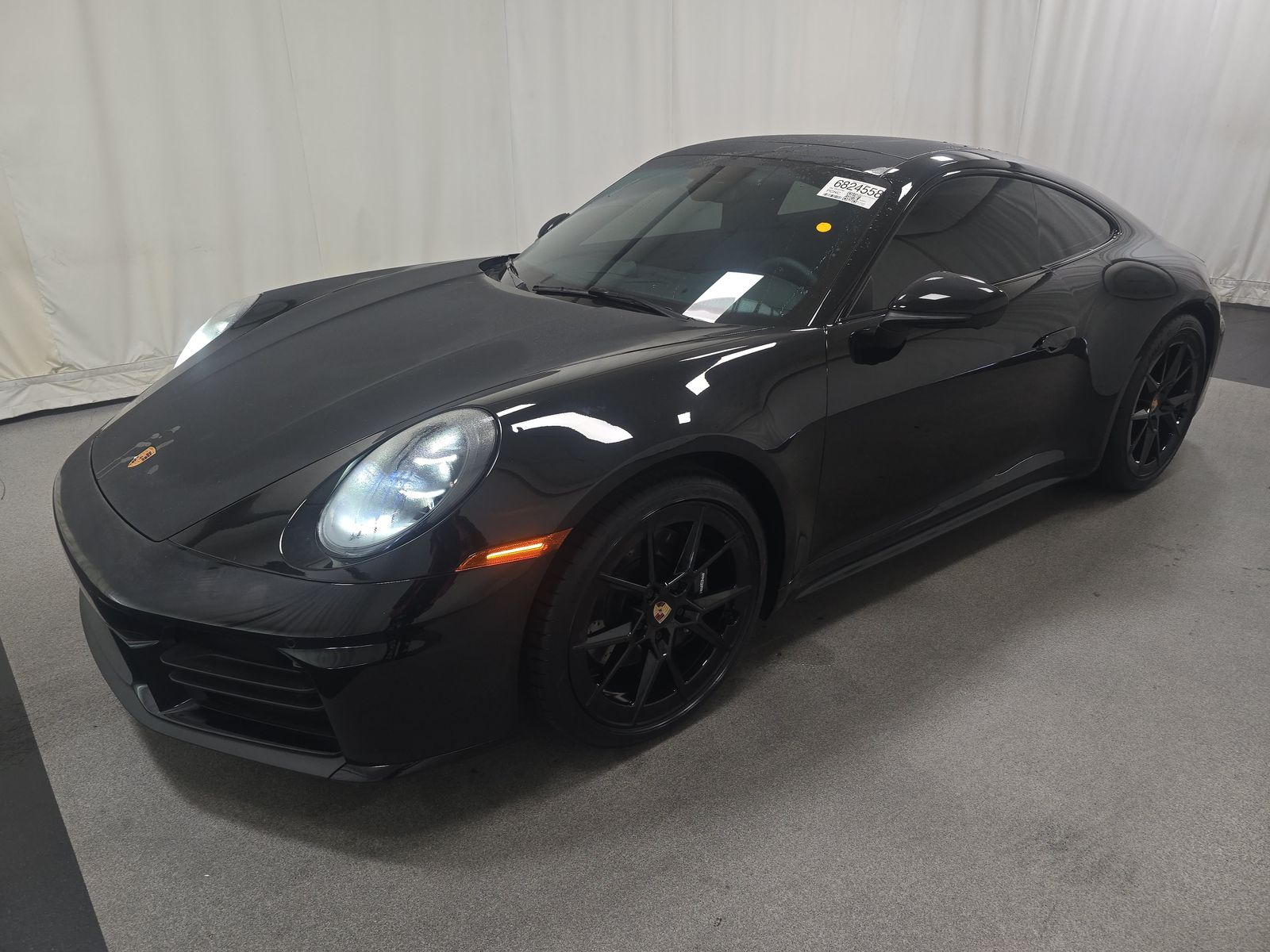 2025 Porsche 911 Carrera