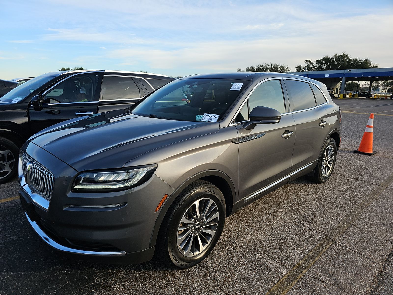 2021 Lincoln Nautilus Reserve FWD
