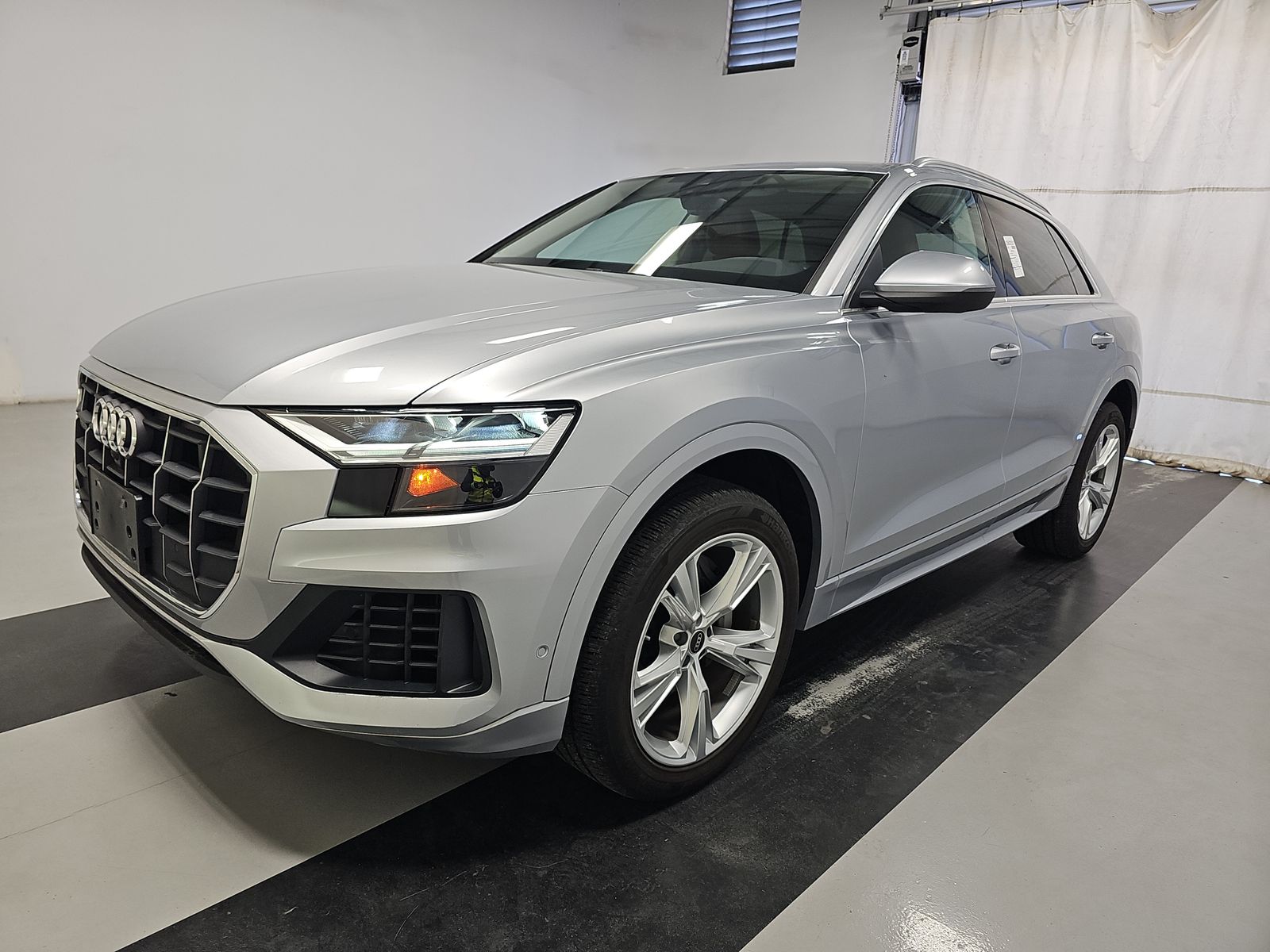 2022 Audi Q8 Premium