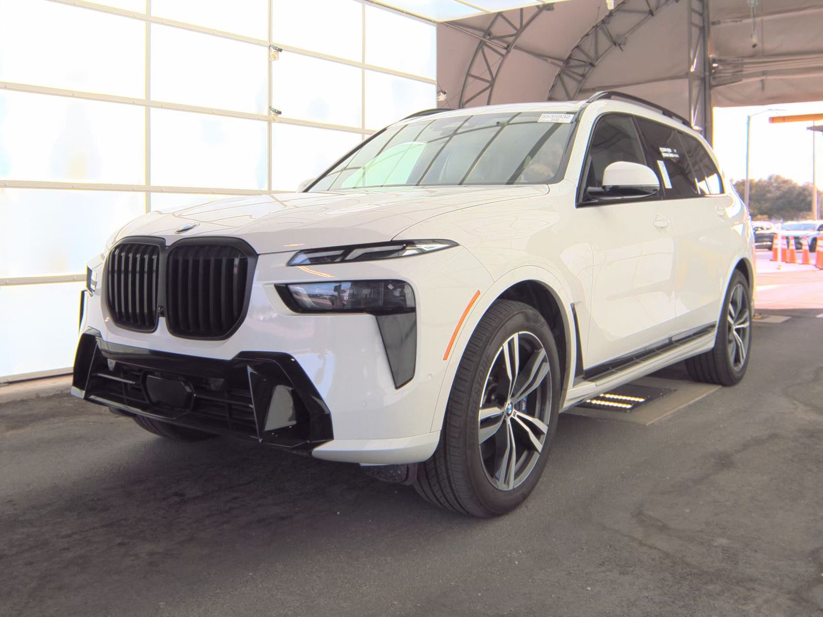 2025 BMW X7 xDrive40i M SPORT LINE