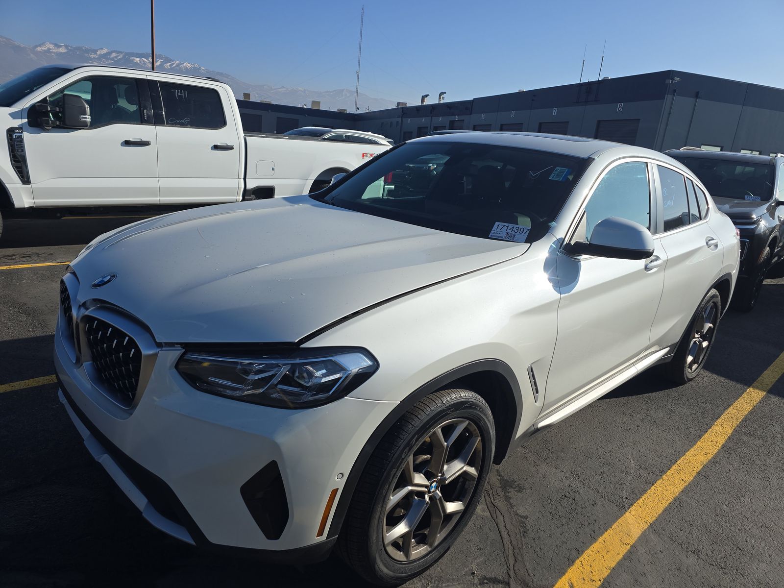 2025 BMW X4 Sports Activity Coupe xDrive30i