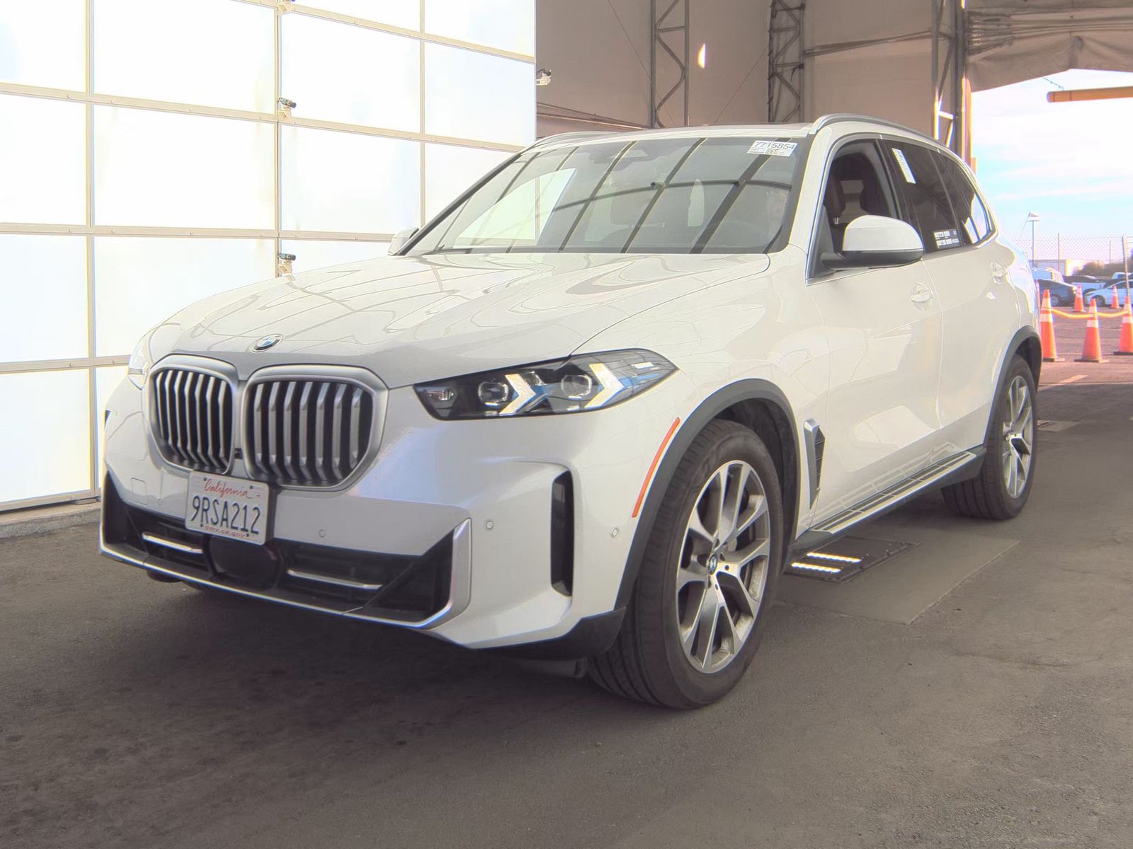 2025 BMW X5 xDrive40i