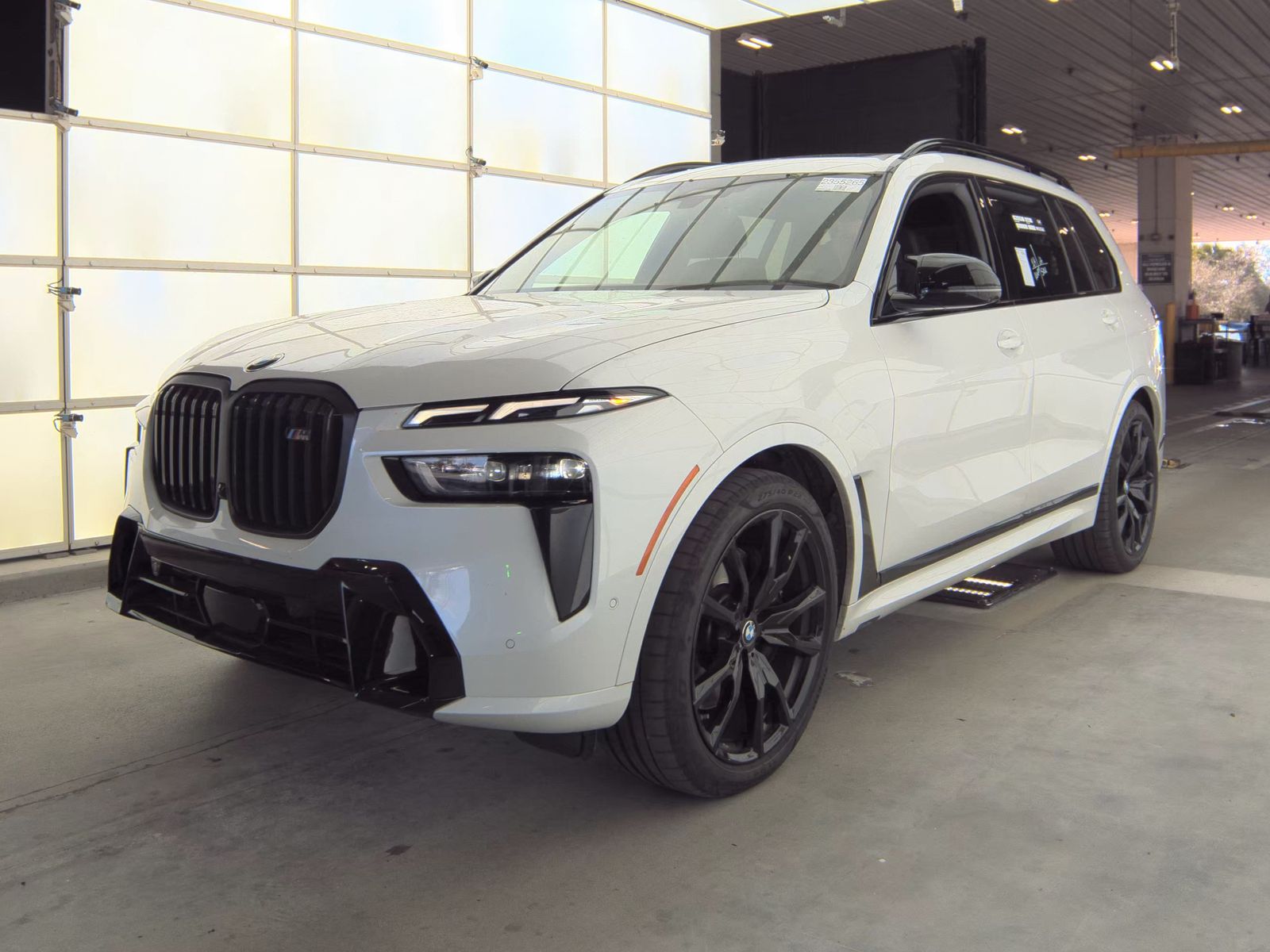 2026 BMW X7 M60i