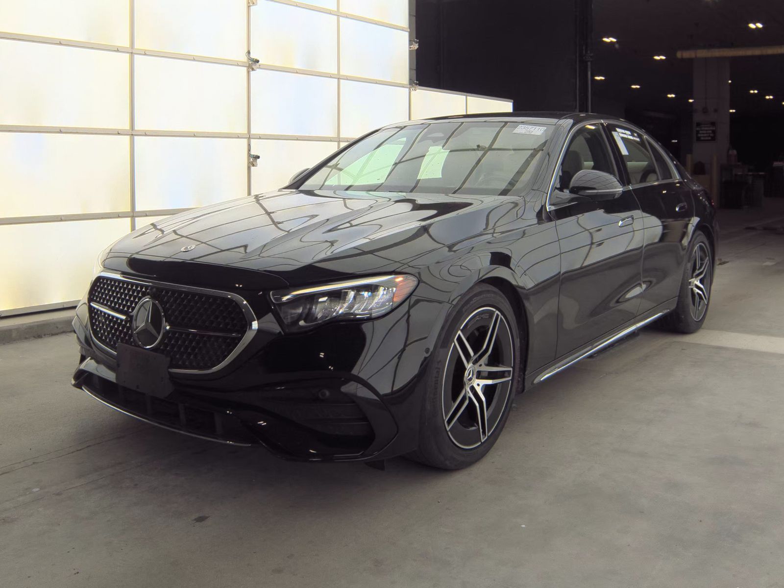 2025 Mercedes-Benz E 350 4MATIC Sedan