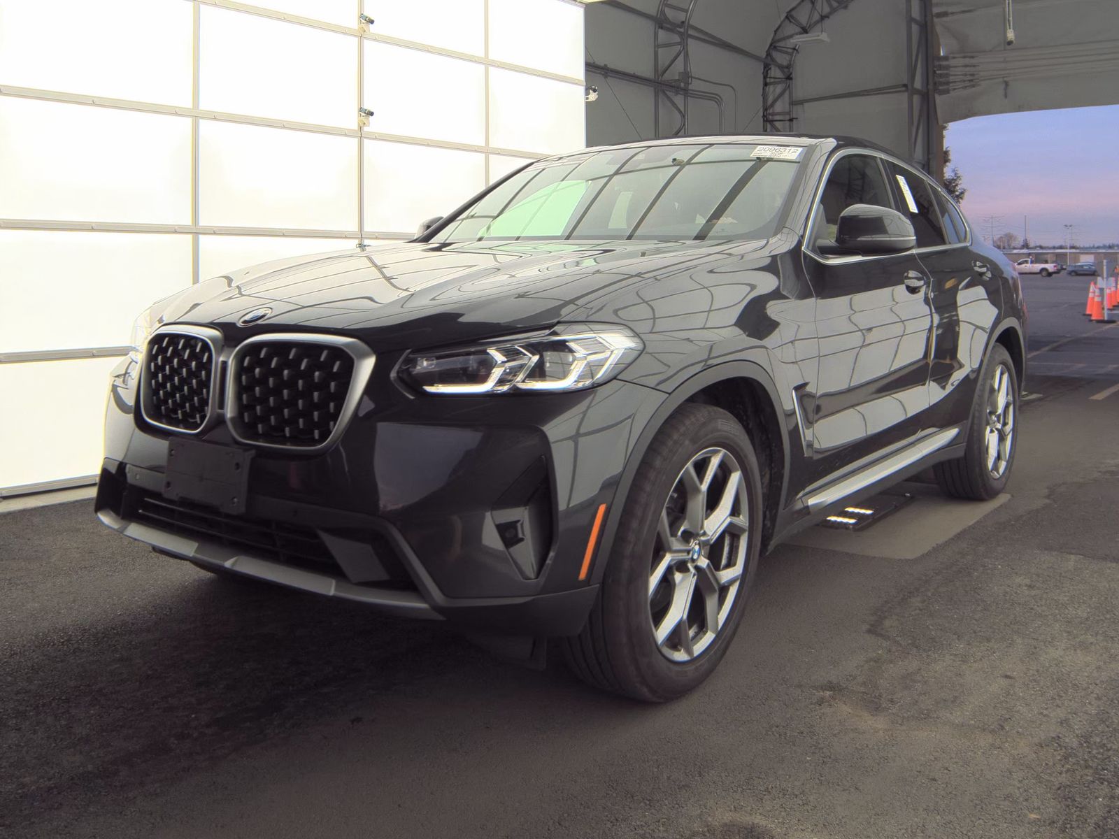 2025 BMW X4 Sports Activity Coupe xDrive30i