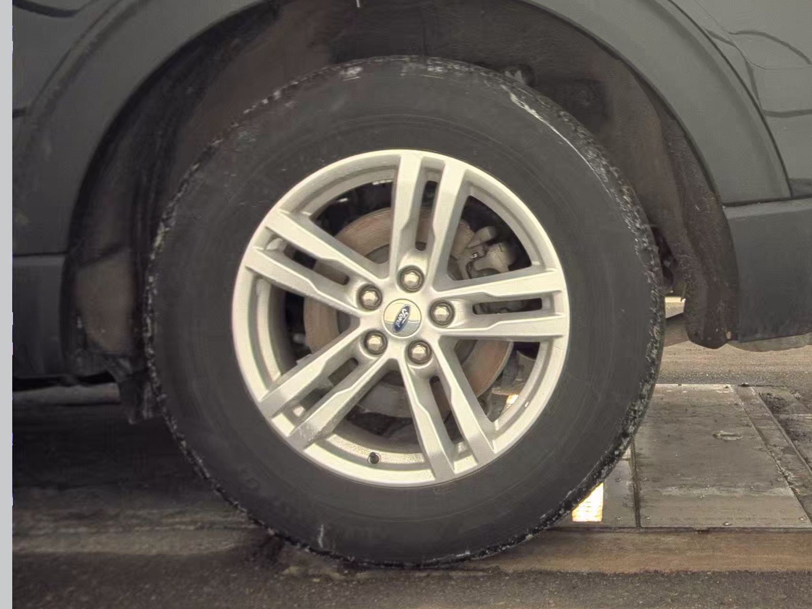 2023 Ford Explorer XLT AWD