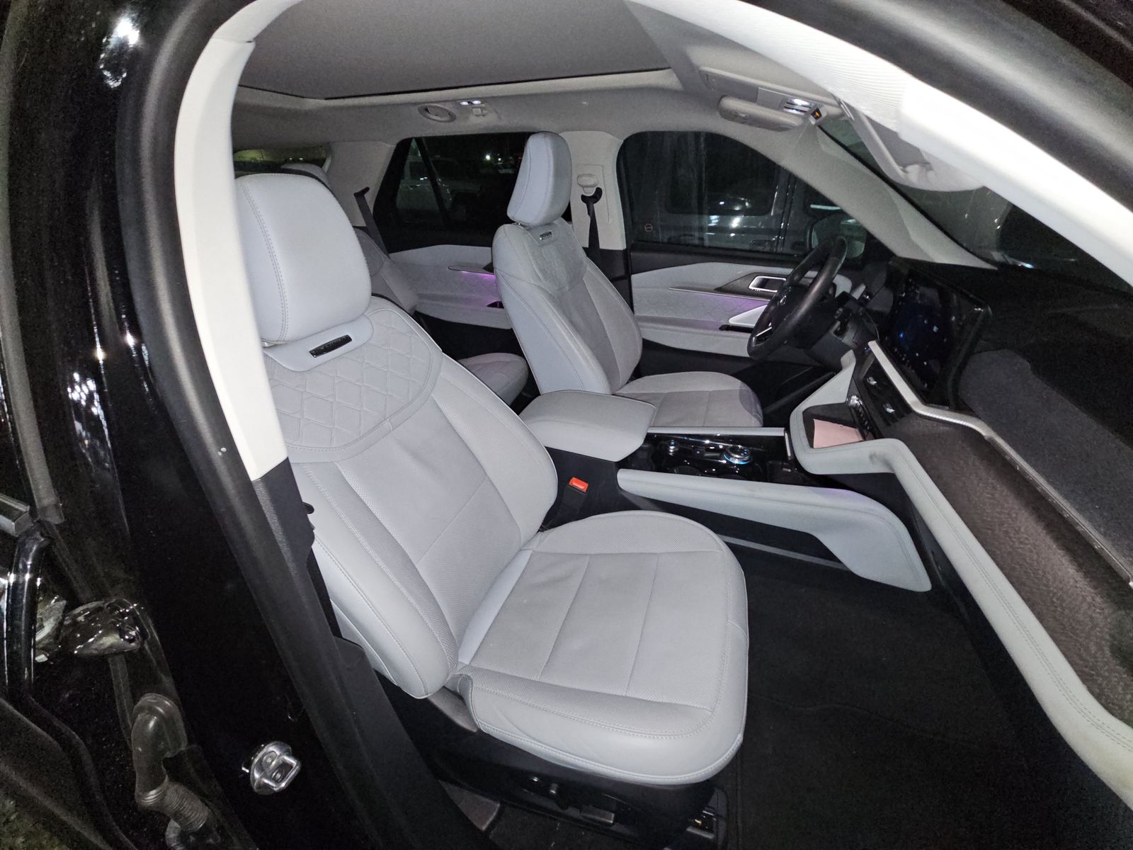 2025 Ford Explorer Platinum AWD