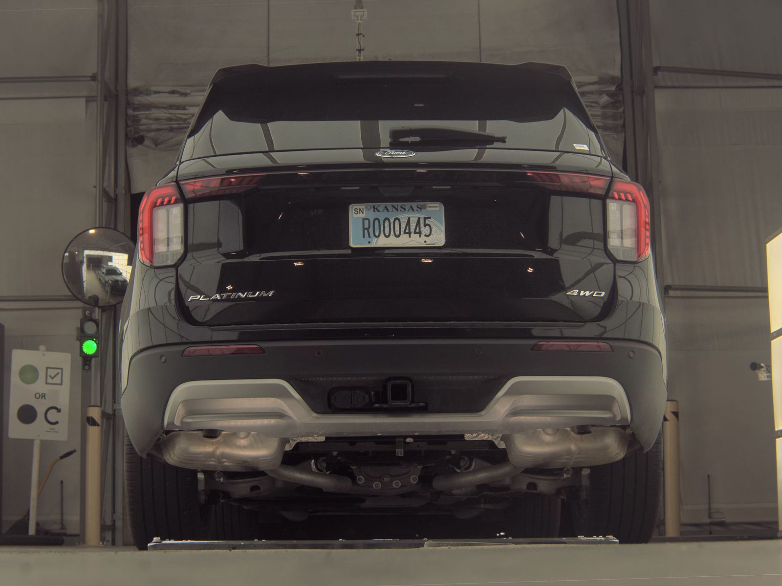 2025 Ford Explorer Platinum AWD