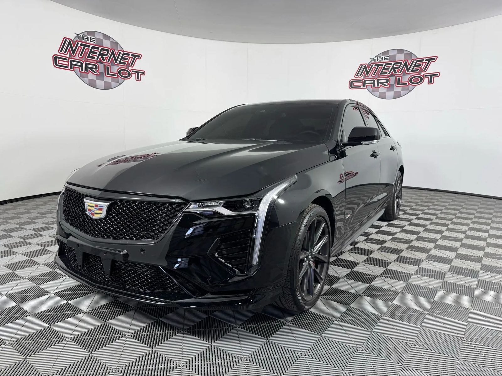 2025 Cadillac CT4-V 1SF