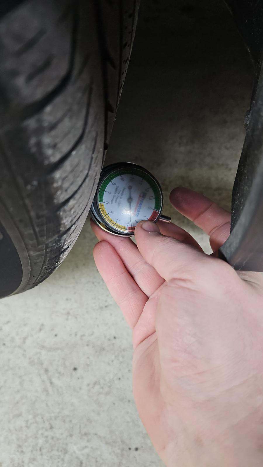 2025 BMW 5 Series 530i RWD