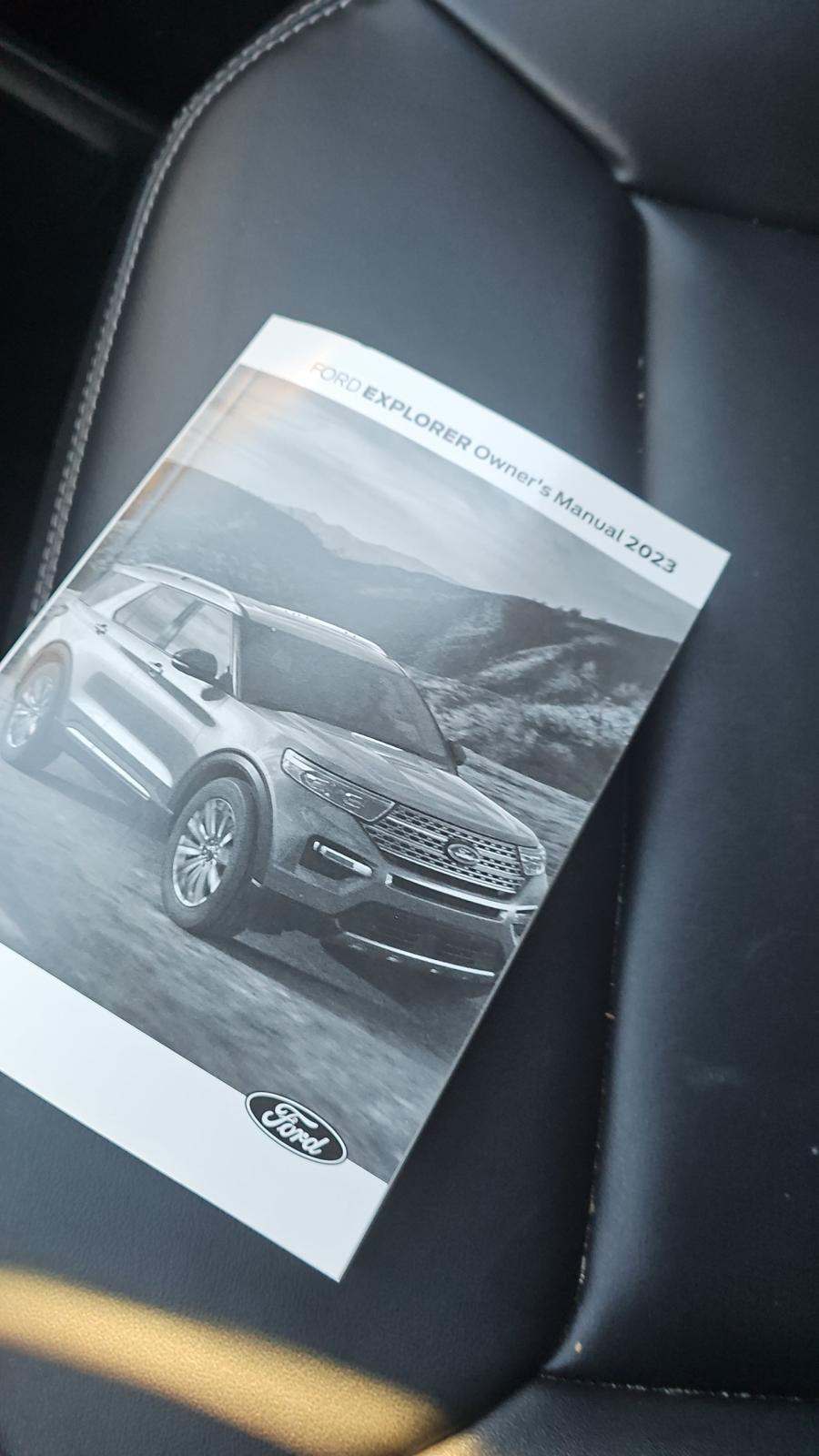 2023 Ford Explorer XLT AWD