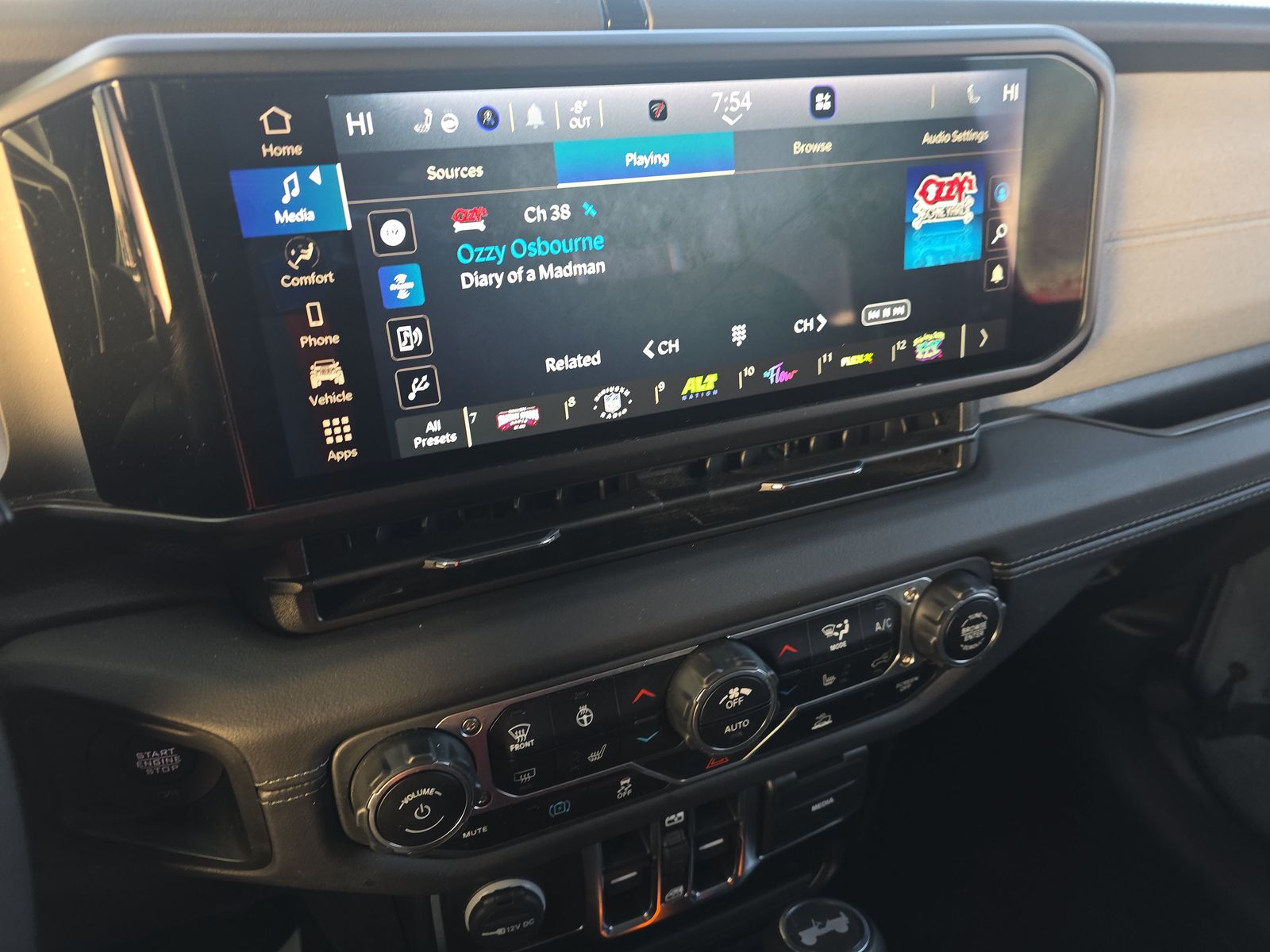 2025 Jeep Wrangler 4xe Sahara AWD