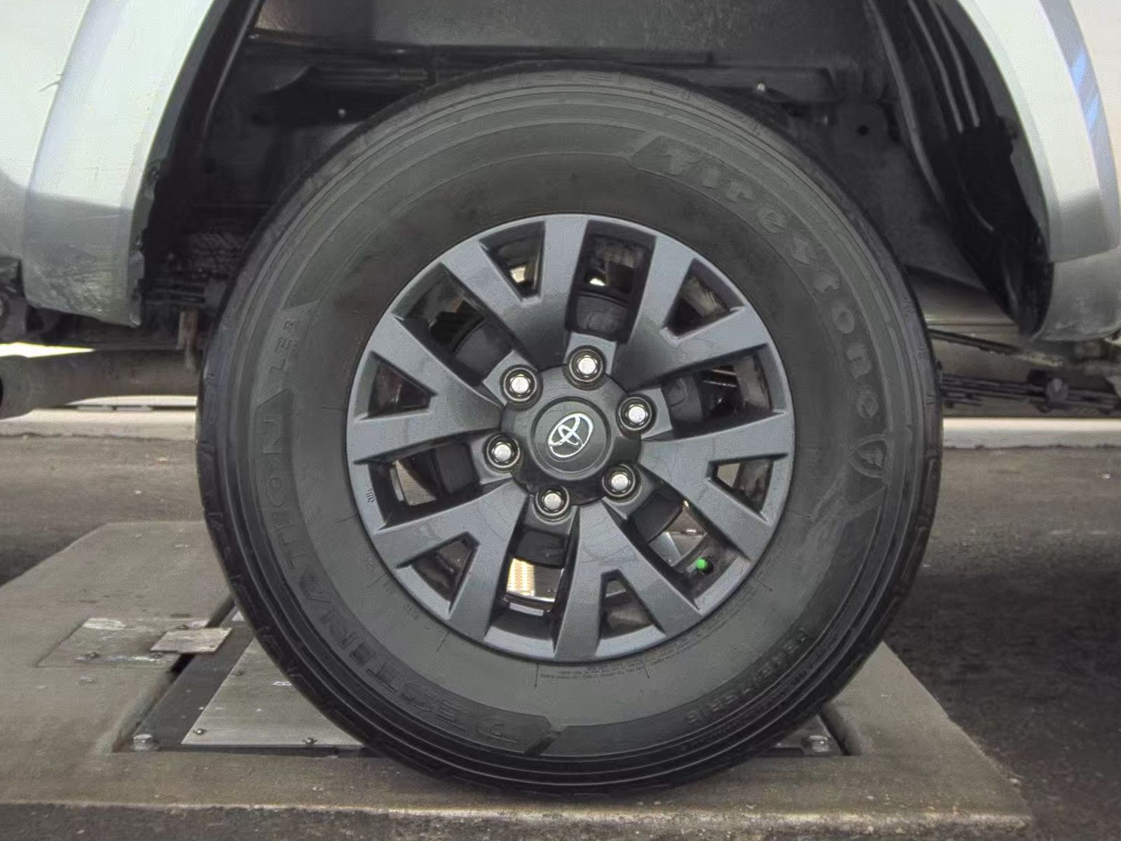 2023 Toyota Tacoma SR5 RWD