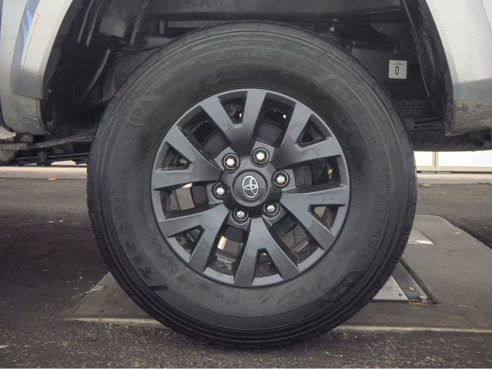 2023 Toyota Tacoma SR5 RWD