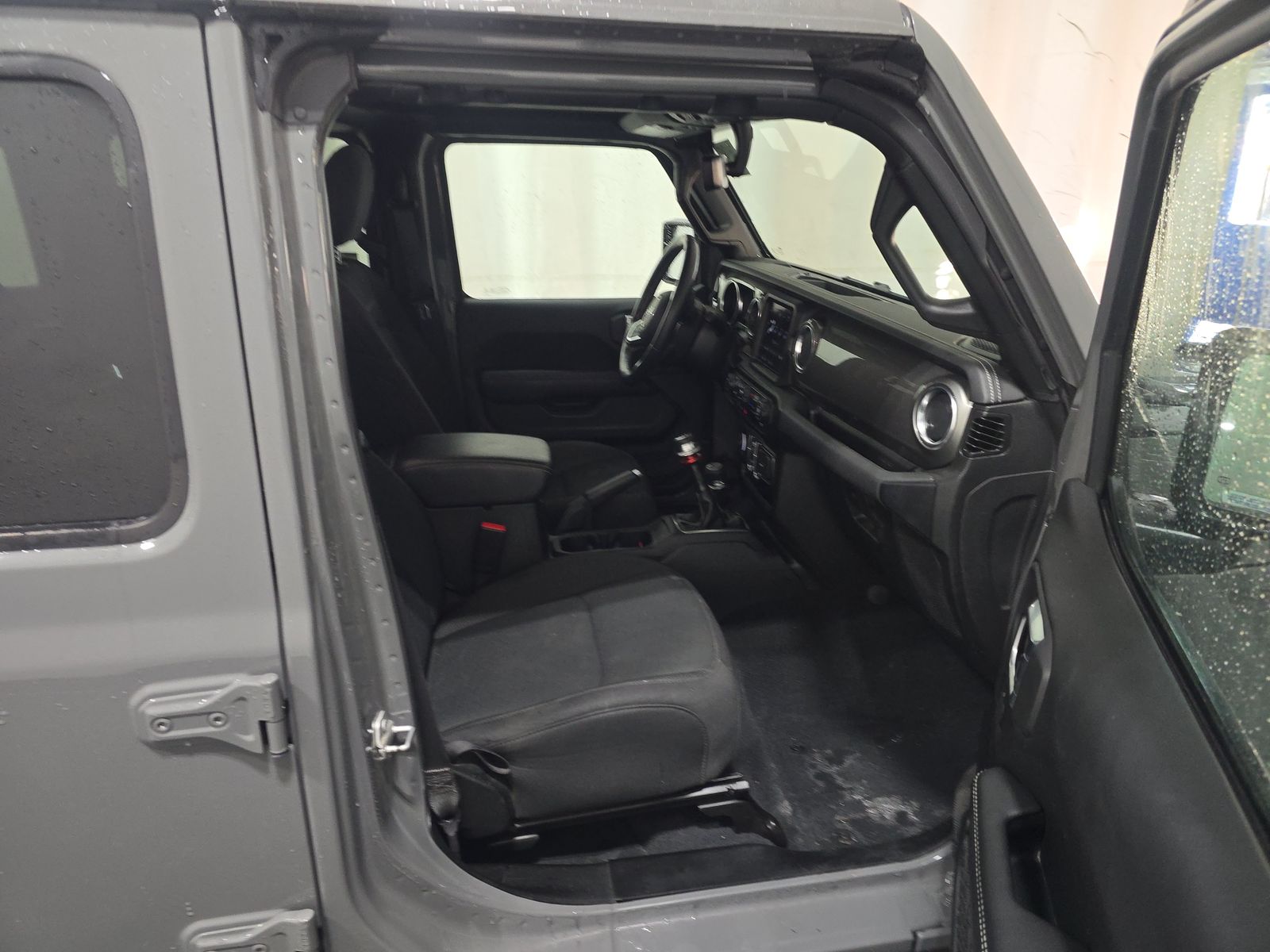 2022 Jeep Wrangler Unlimited Sahara AWD