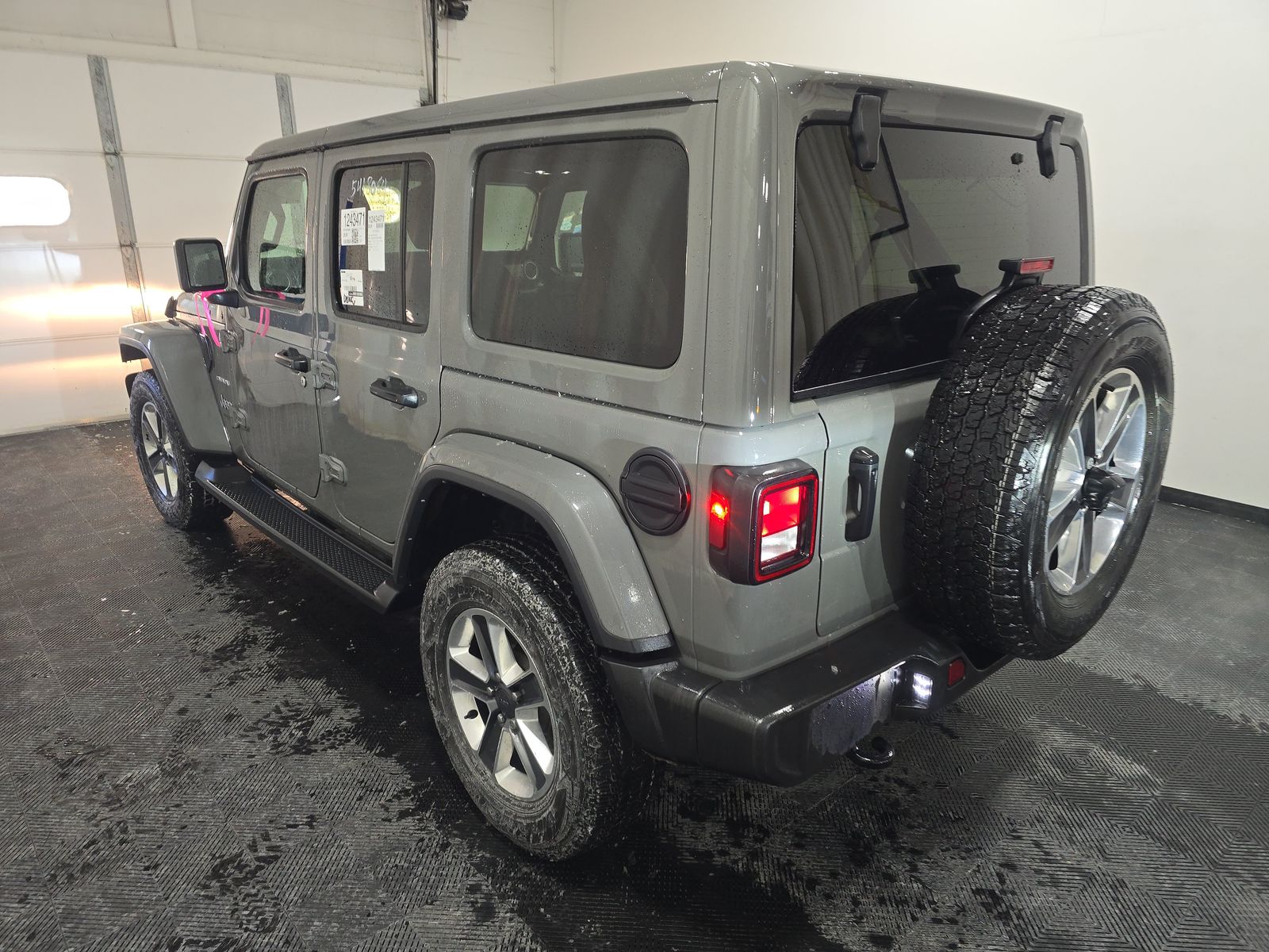 2022 Jeep Wrangler Unlimited Sahara AWD