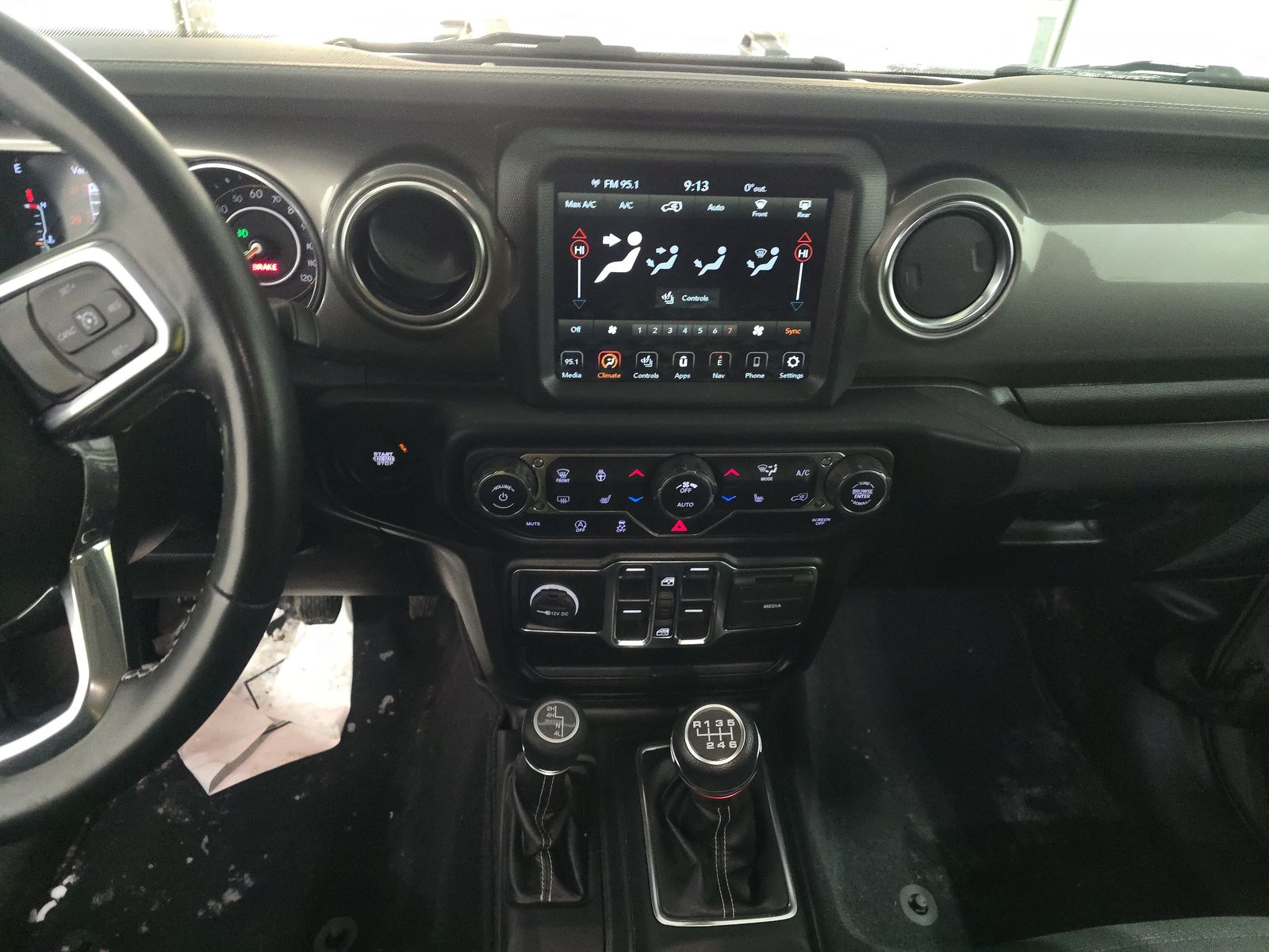 2022 Jeep Wrangler Unlimited Sahara AWD