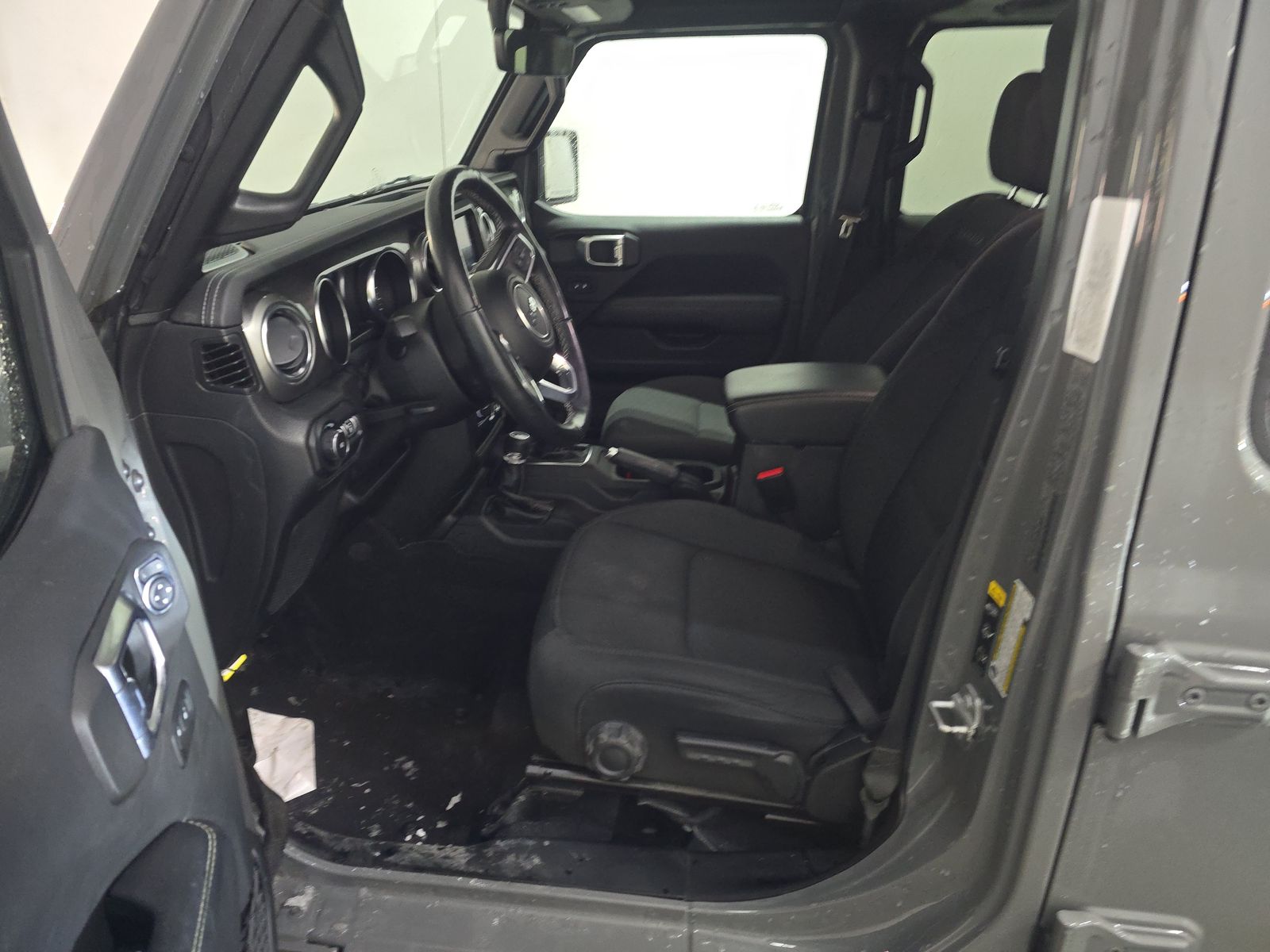 2022 Jeep Wrangler Unlimited Sahara AWD
