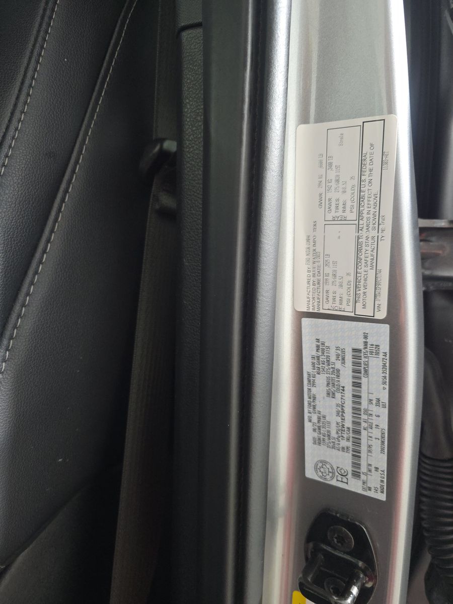 2023 Ford F-150 Lariat AWD