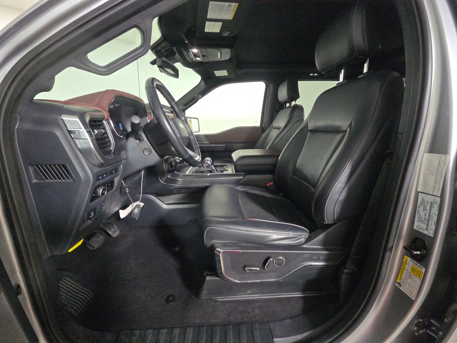 2023 Ford F-150 Lariat AWD