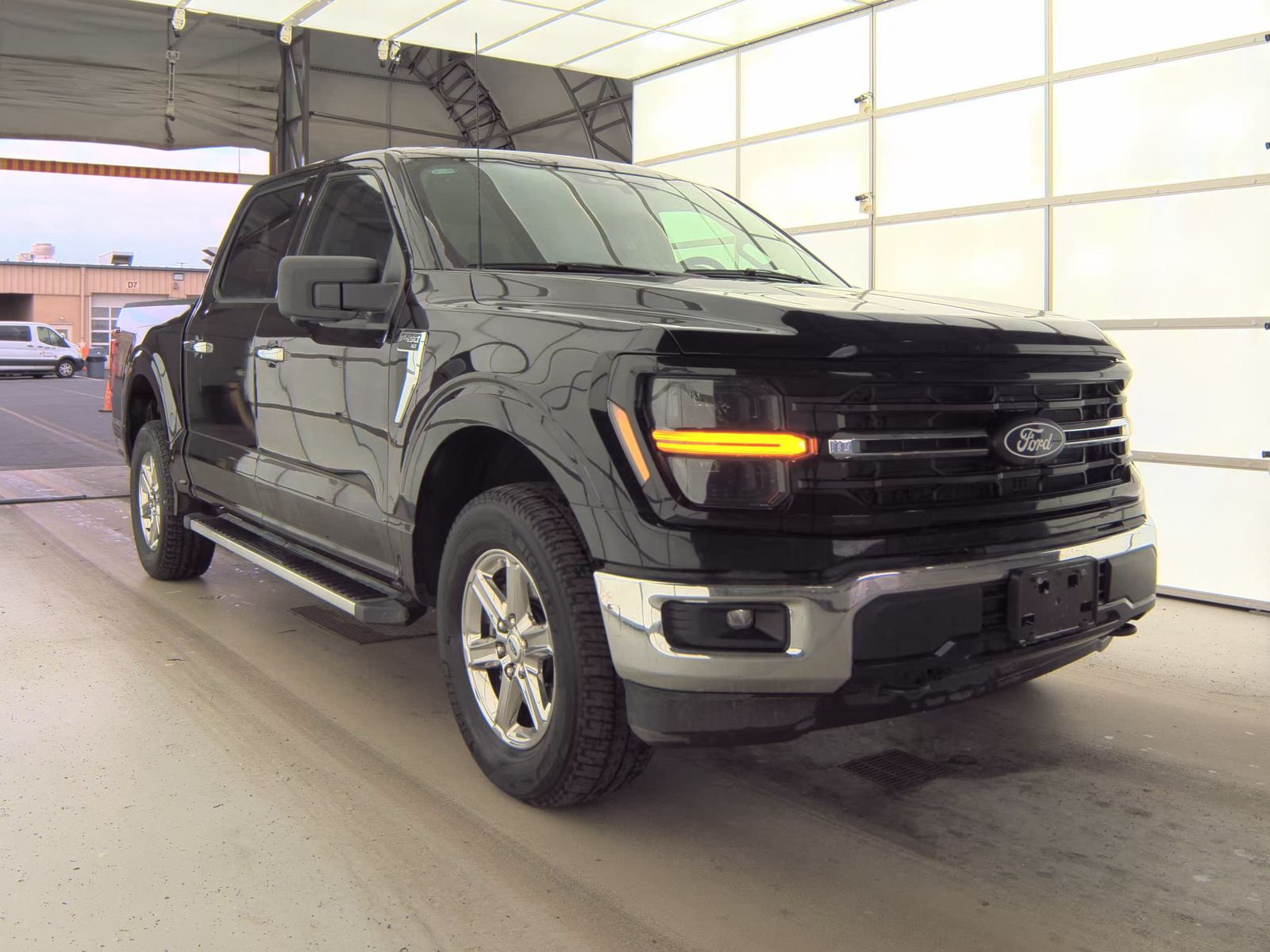 2024 Ford F-150 XLT AWD