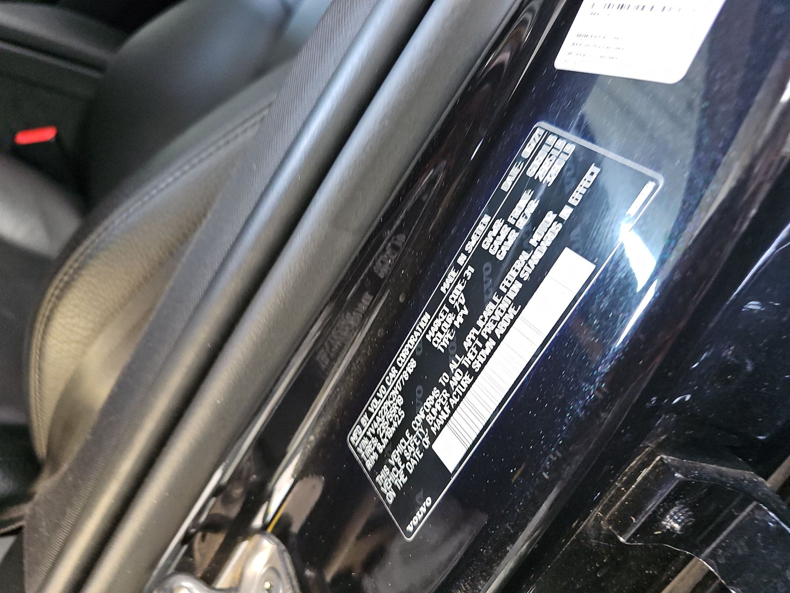 2022 Volvo XC90 T6 Momentum AWD