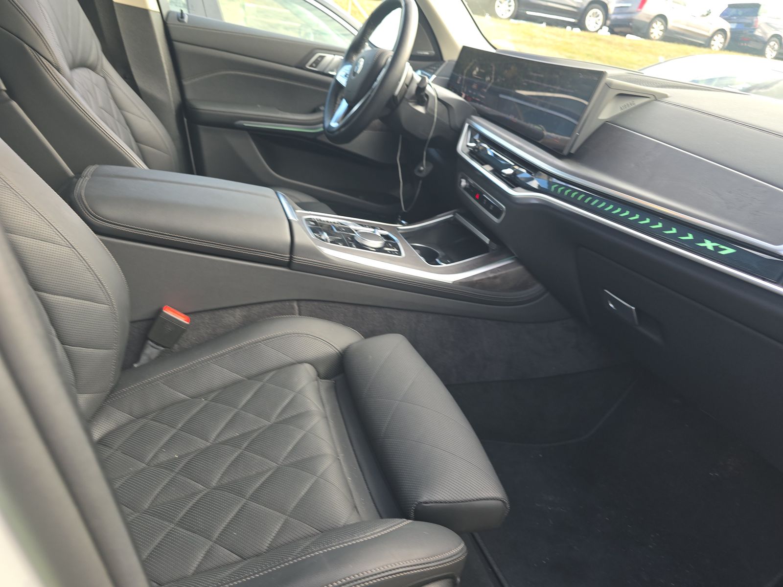 2025 BMW X7 xDrive40i AWD