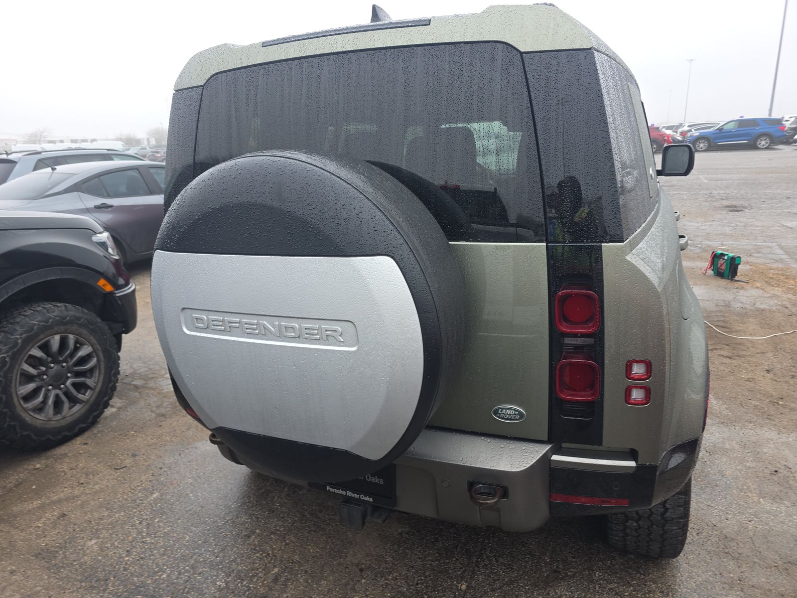2022 Land Rover Defender 110 X-Dynamic SE AWD