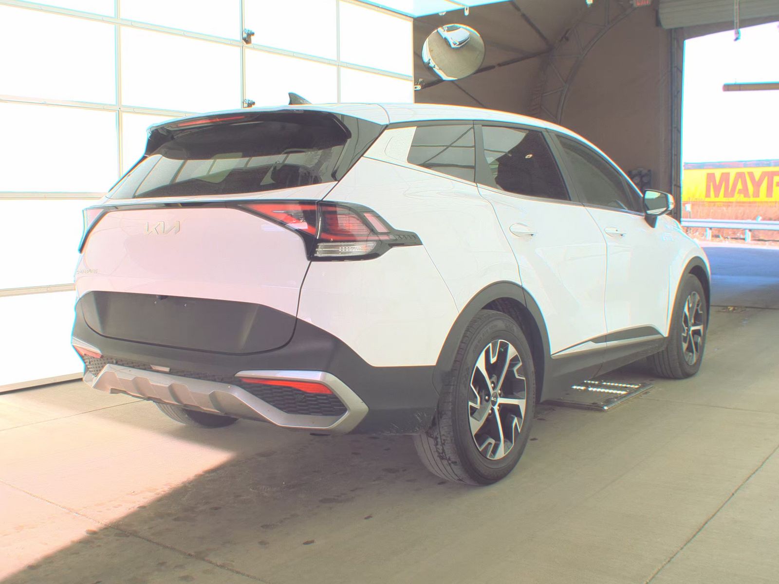 2023 Kia Sportage EX FWD