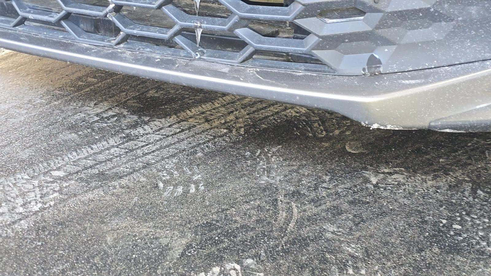 2025 Toyota Camry SE FWD