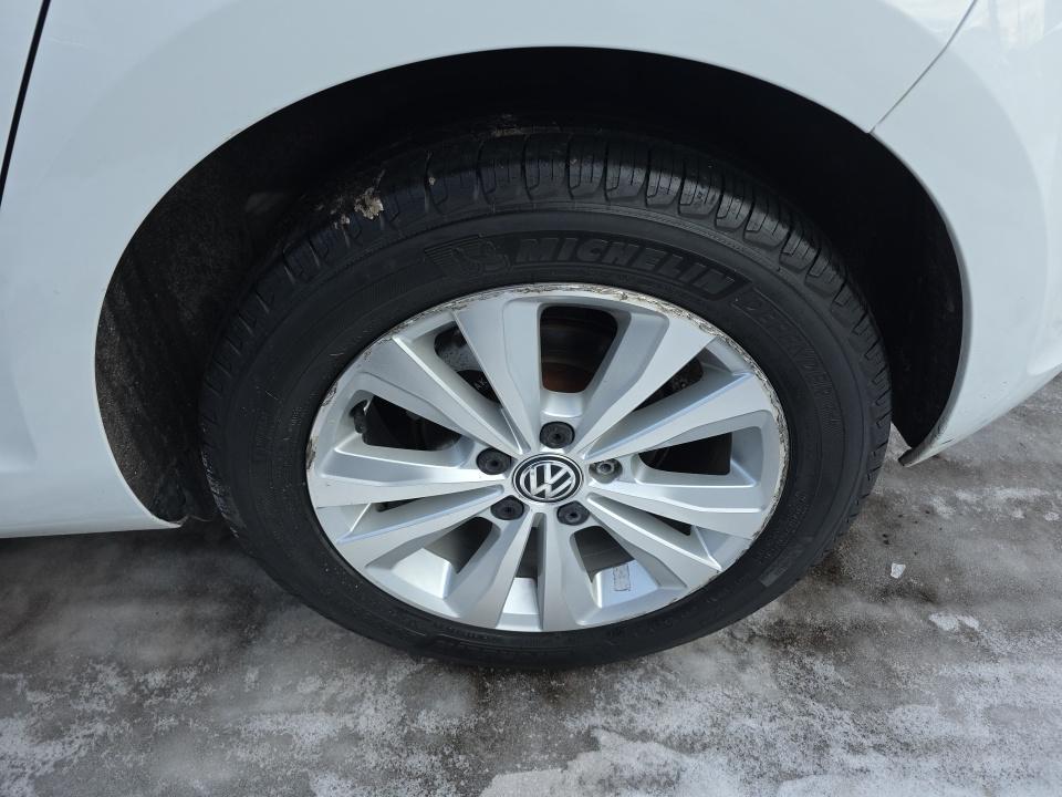 2015 Volkswagen Golf 2.0L TDI S FWD