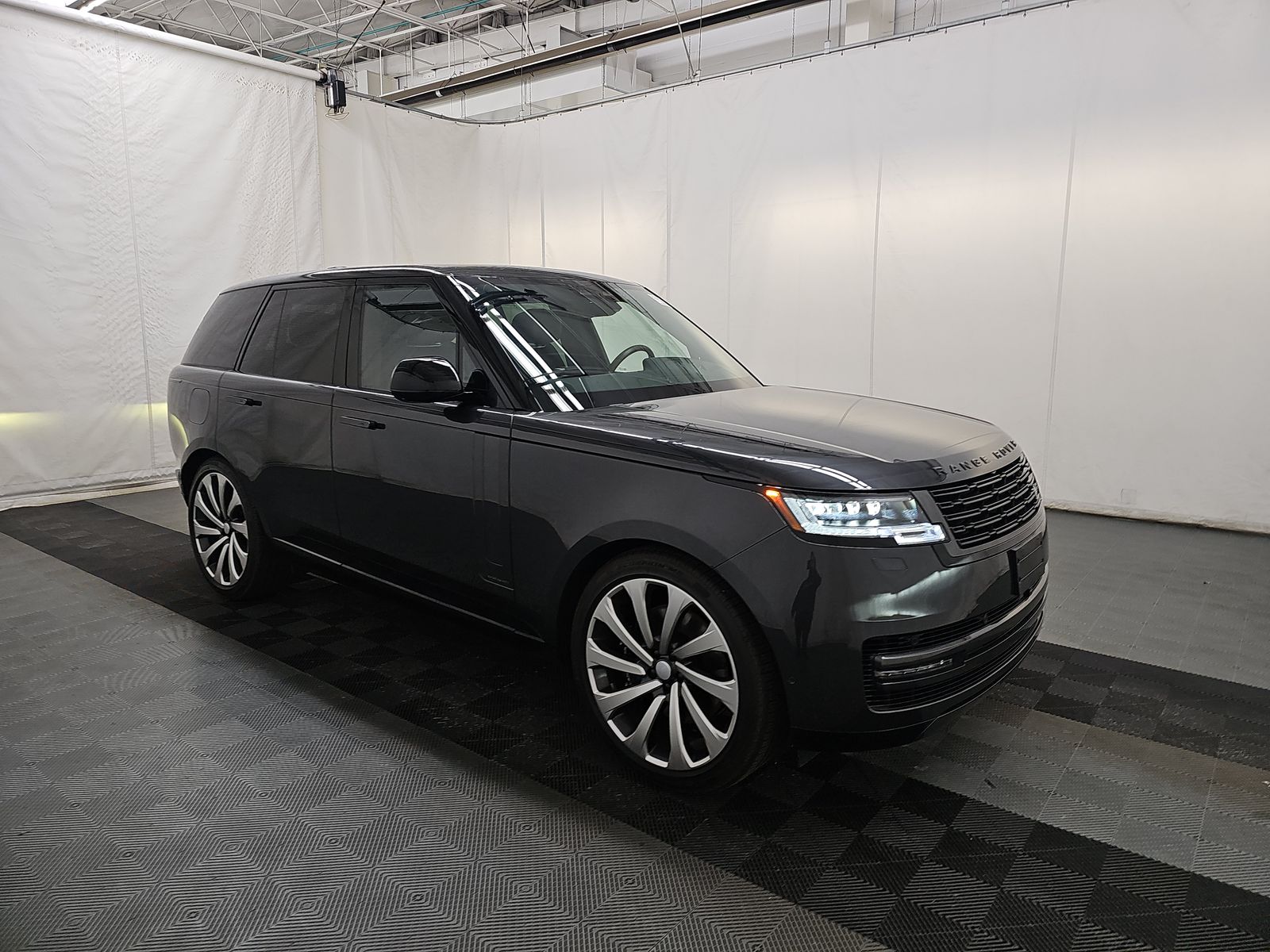 2025 Land Rover Range Rover Autobiography AWD