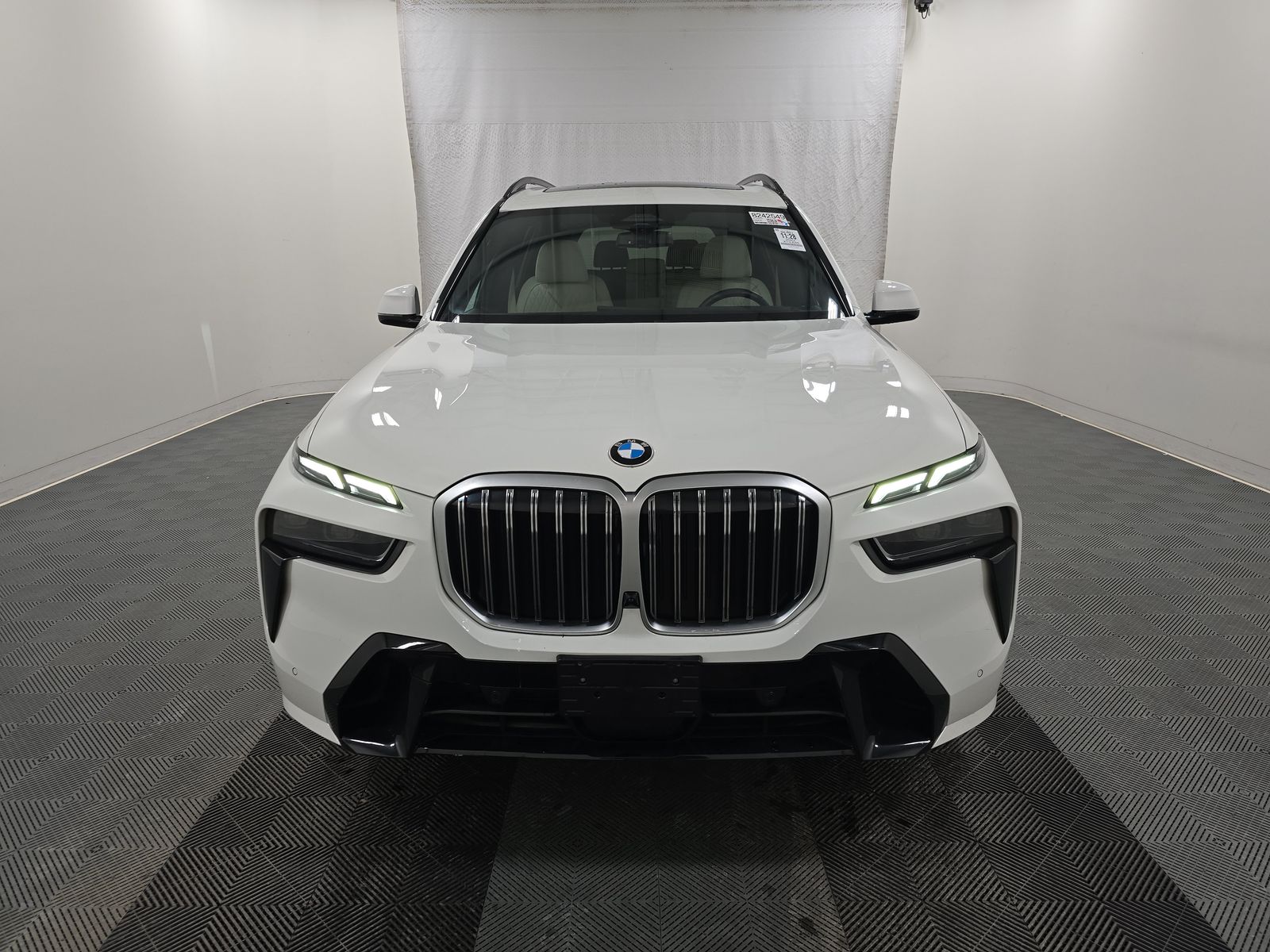 2023 BMW X7 xDrive40i AWD