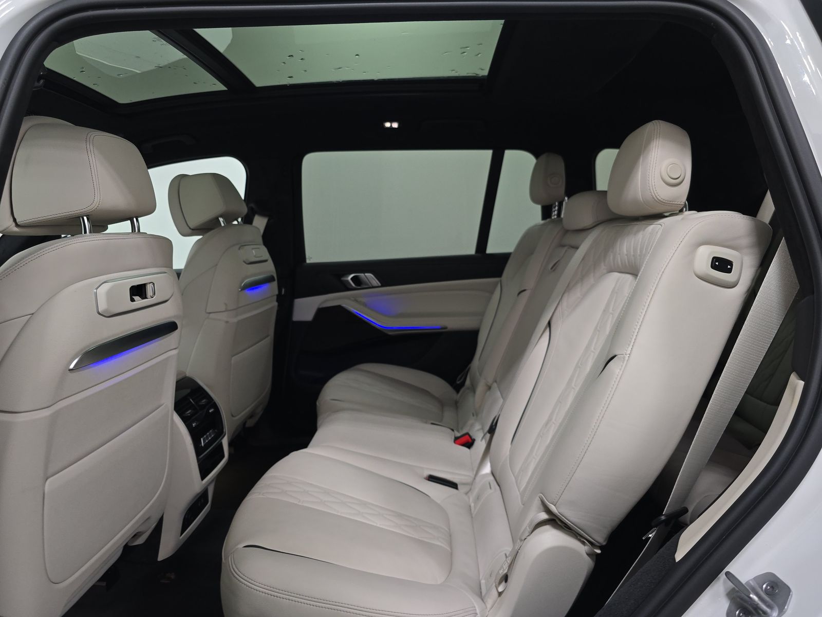 2023 BMW X7 xDrive40i AWD