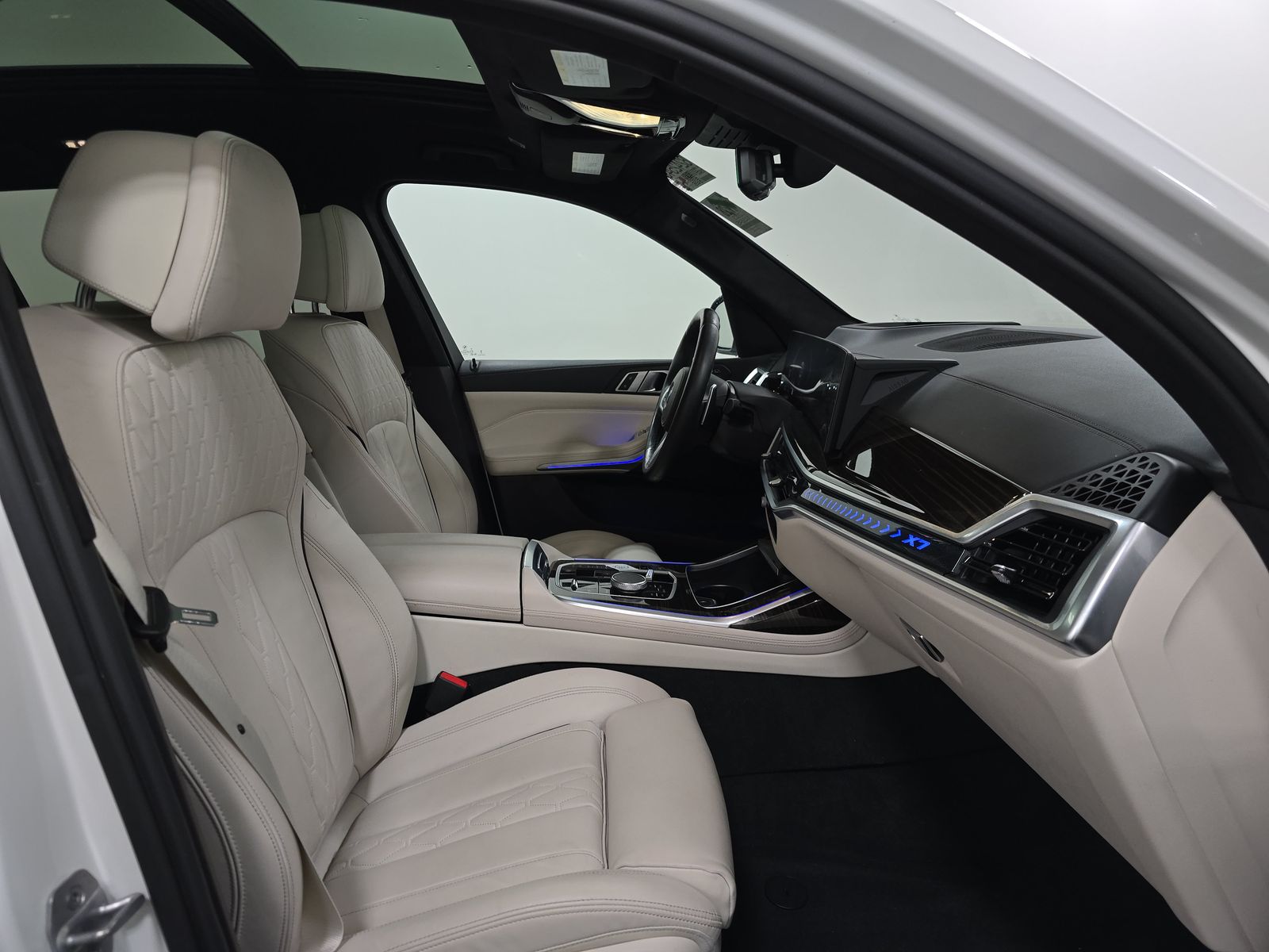 2023 BMW X7 xDrive40i AWD