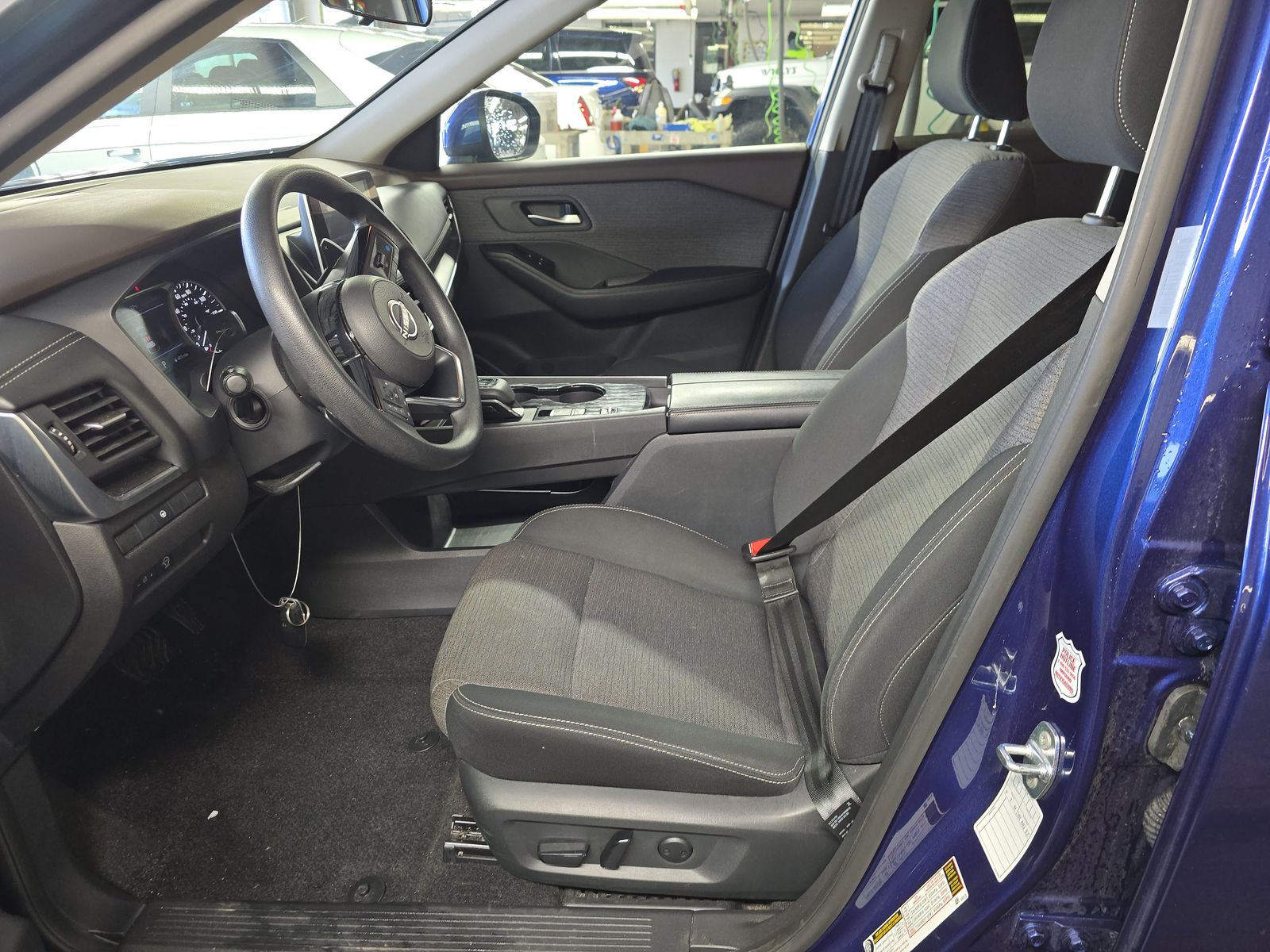 2023 Nissan Rogue SV FWD