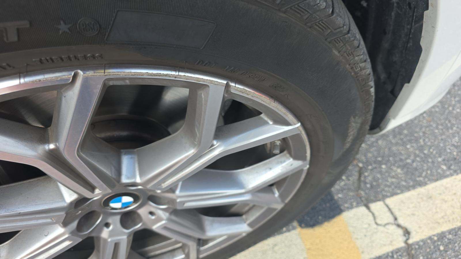 2025 BMW X7 xDrive40i AWD