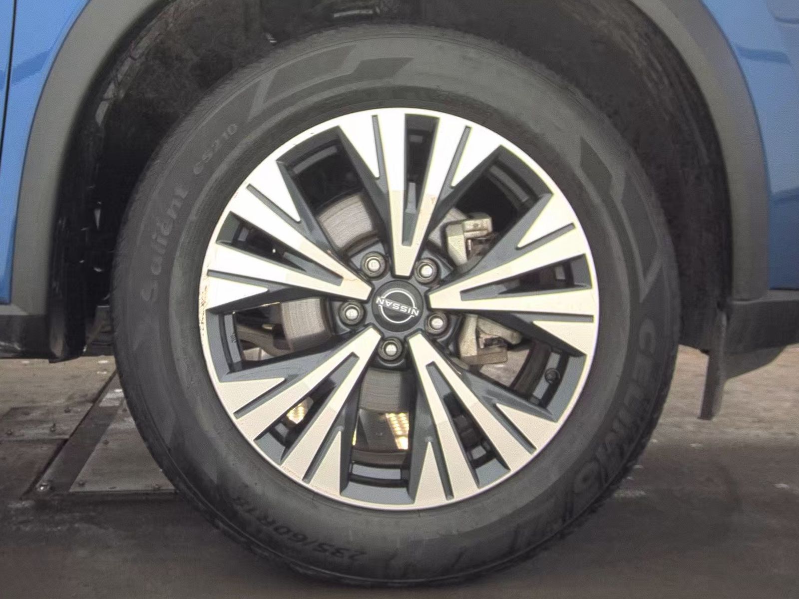 2023 Nissan Rogue SV FWD