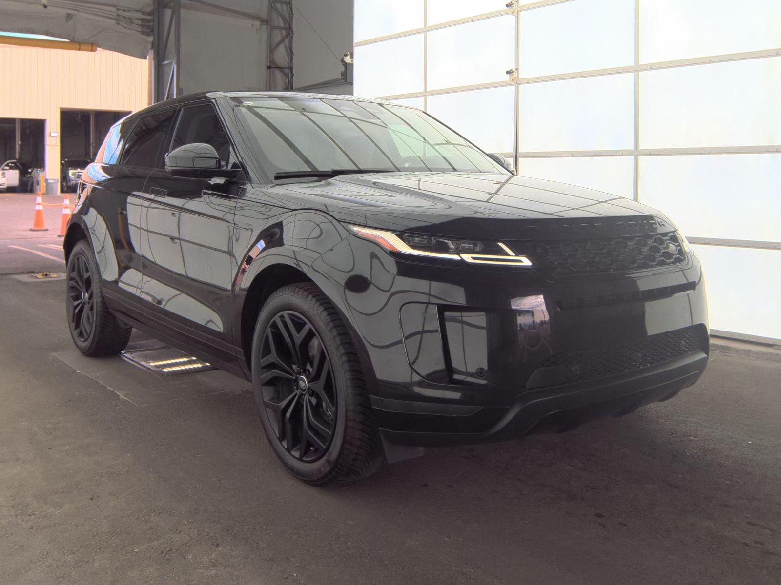 2022 Land Rover Range Rover Evoque SE AWD