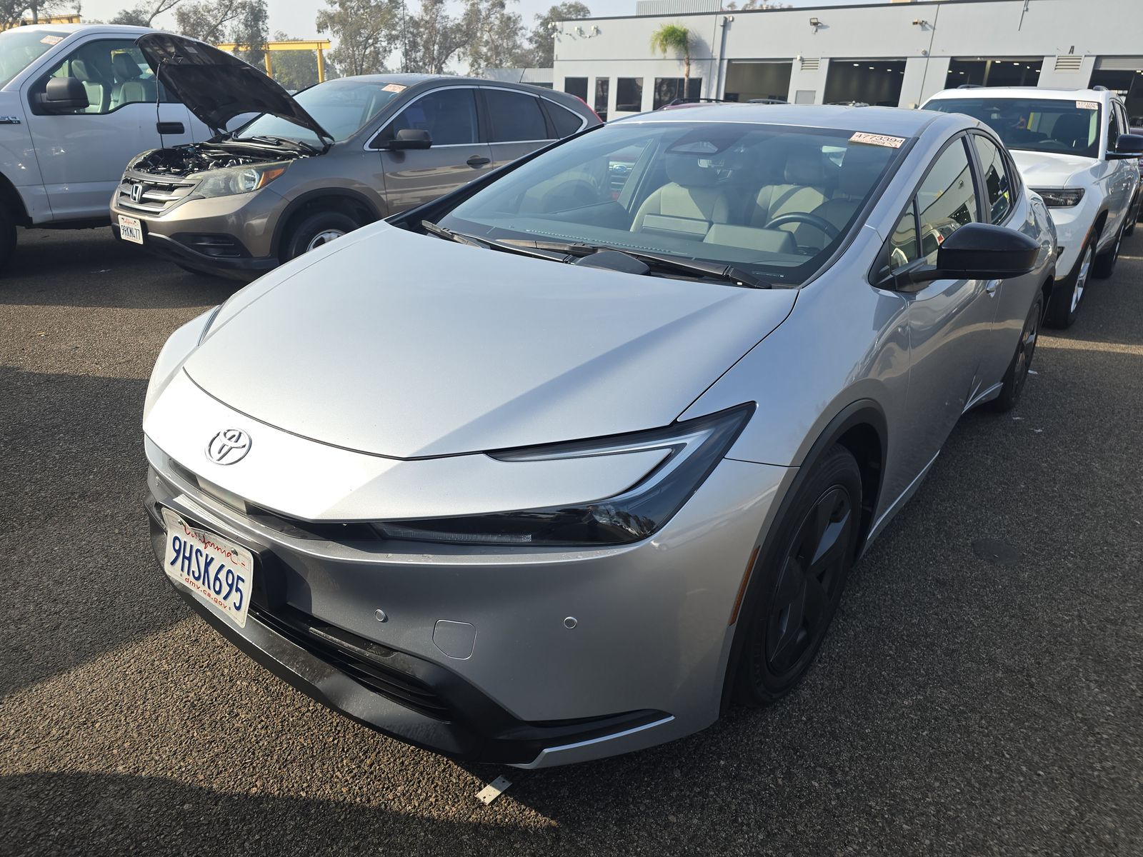 2023 Toyota Prius LE FWD