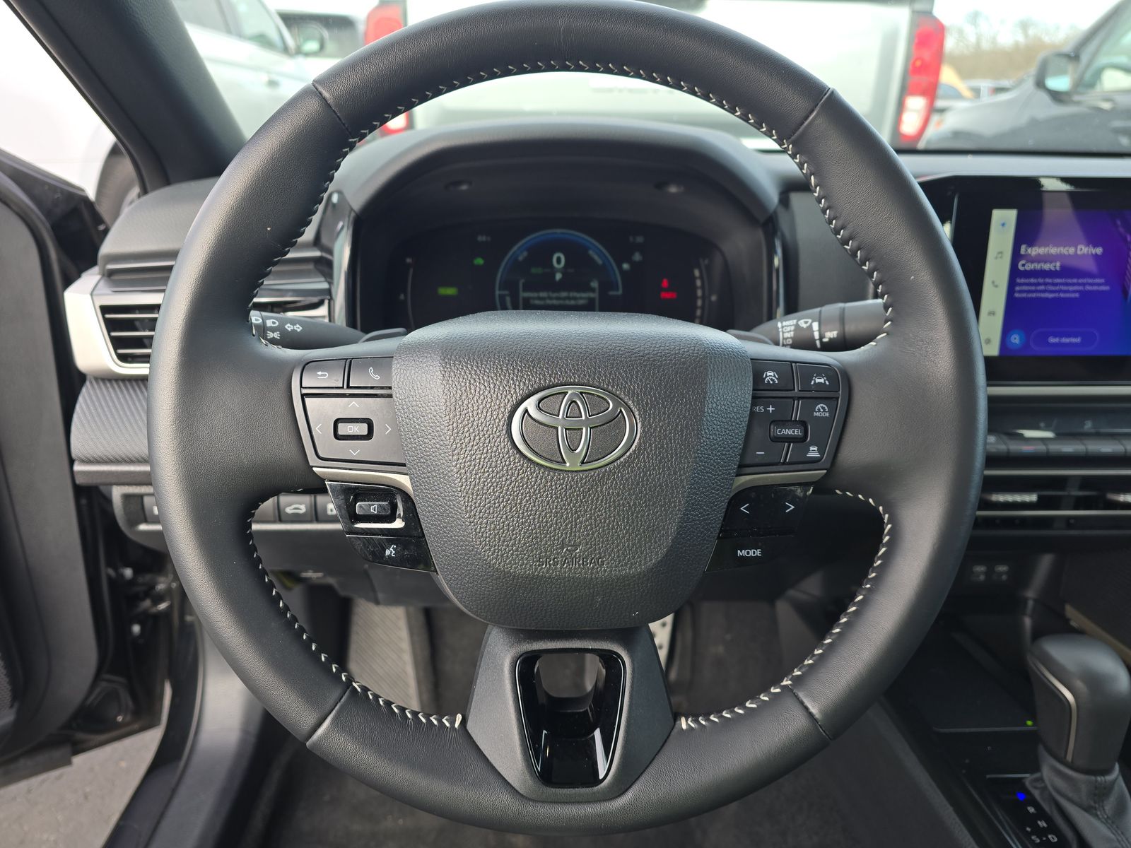2025 Toyota Camry SE FWD