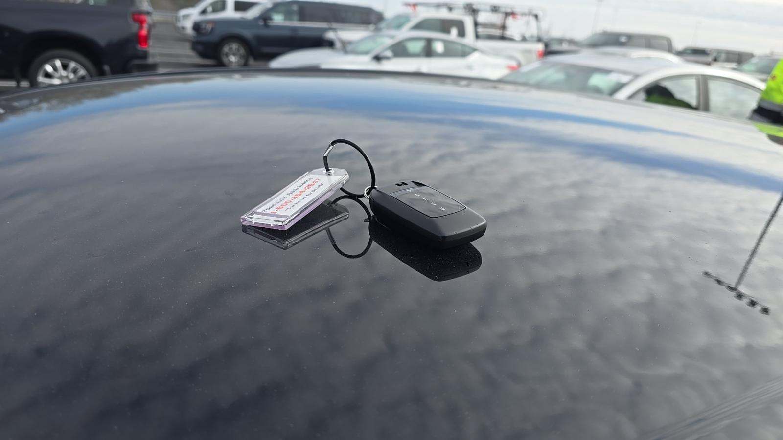 2025 Toyota Camry SE FWD