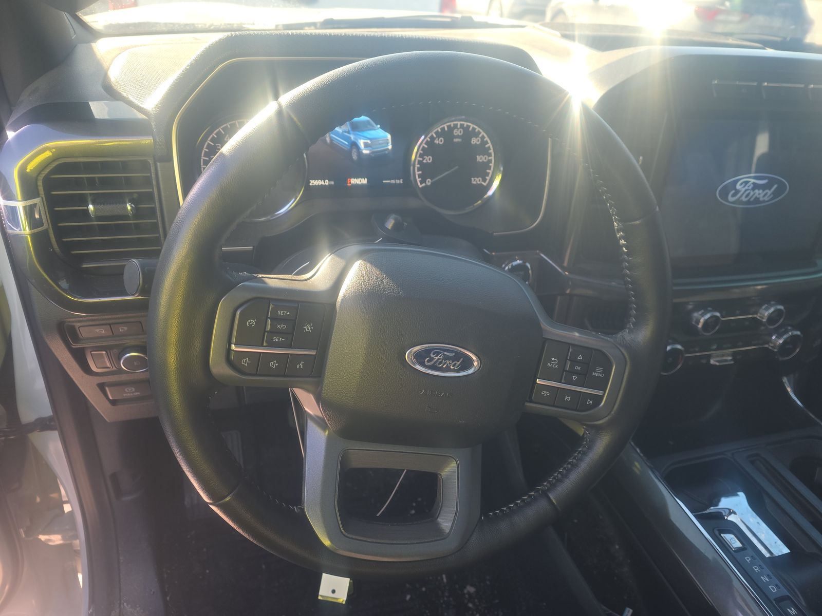 2022 Ford F-150 XLT AWD