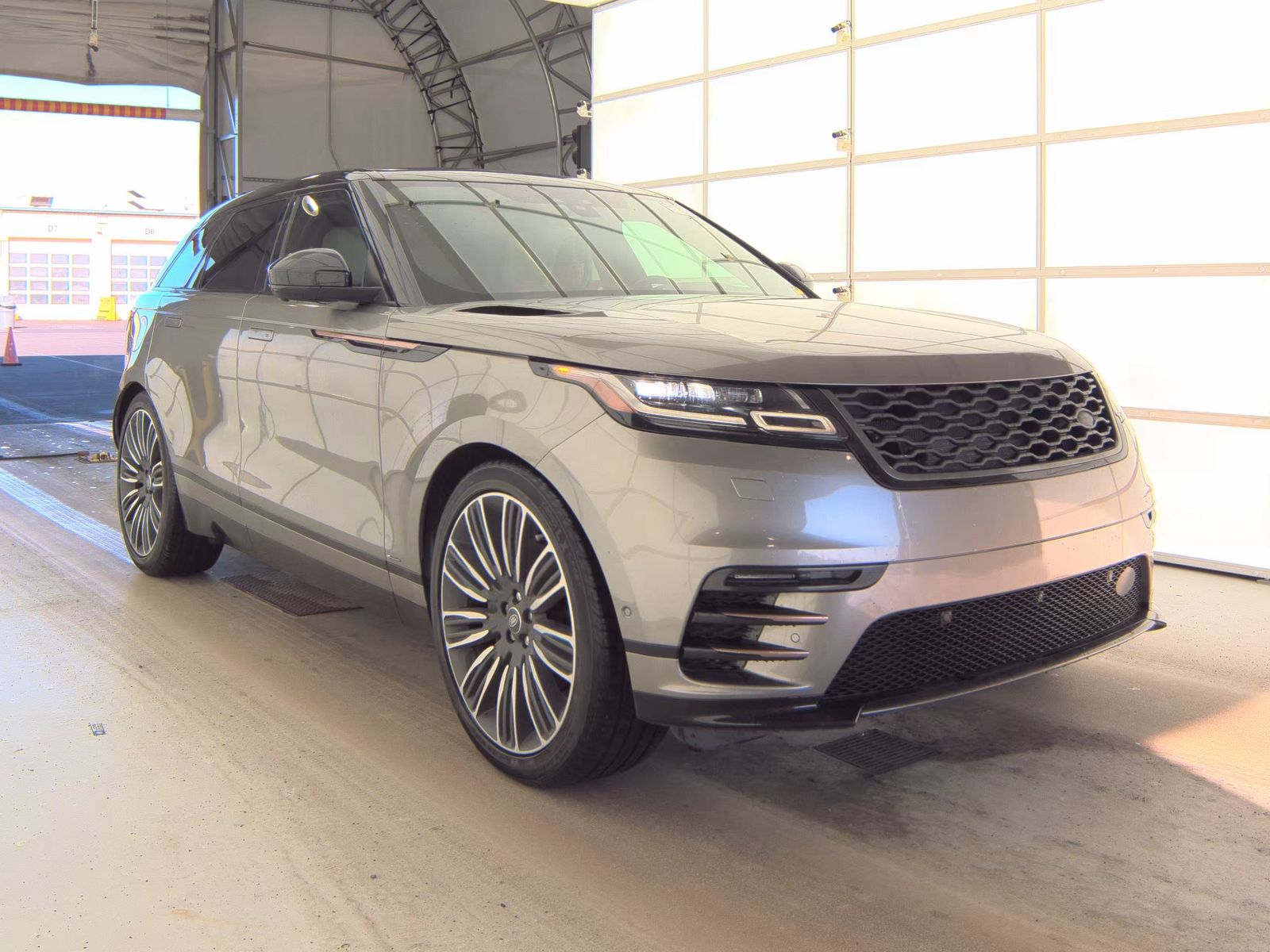 2018 Land Rover Range Rover Velar R-Dynamic HSE AWD