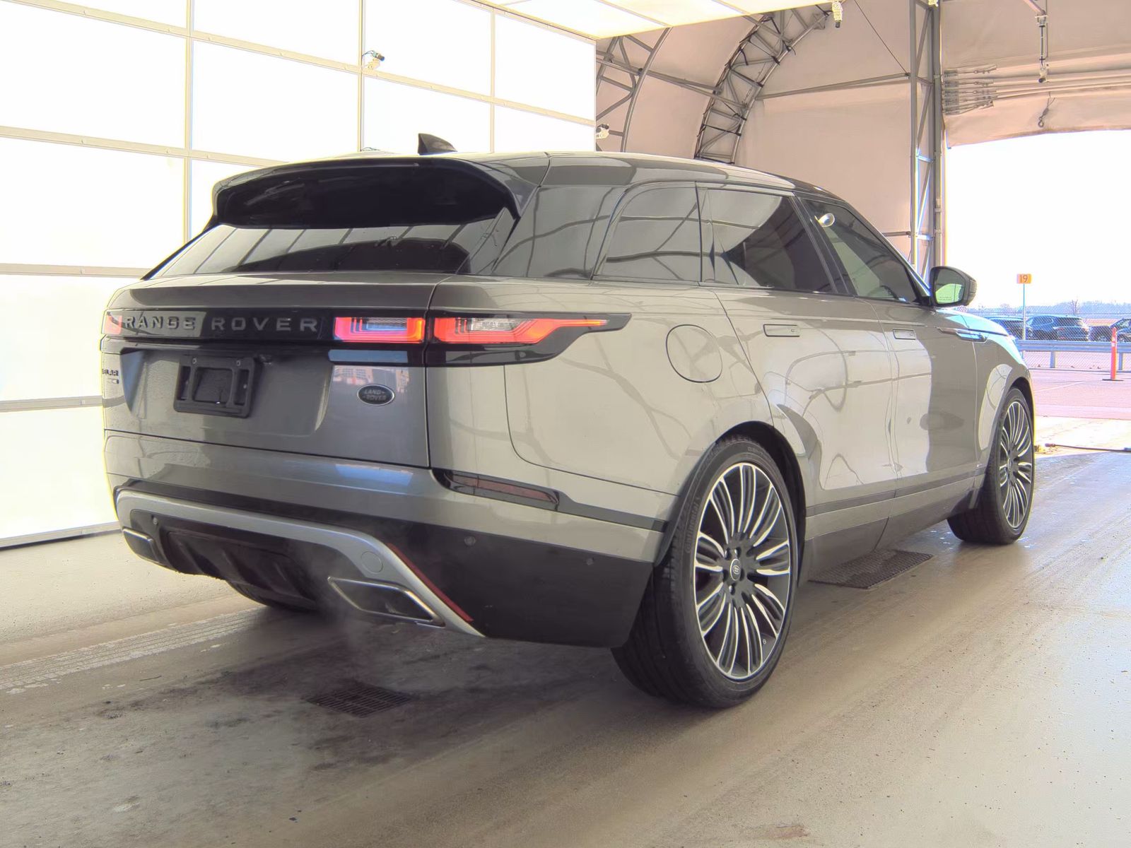 2018 Land Rover Range Rover Velar R-Dynamic HSE AWD