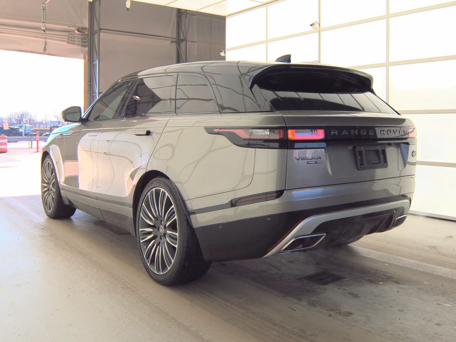 2018 Land Rover Range Rover Velar R-Dynamic HSE AWD