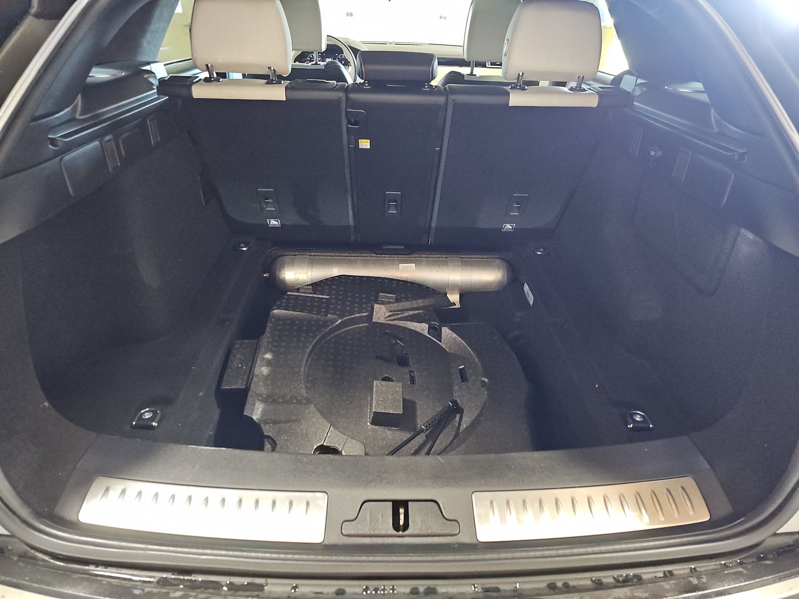 2018 Land Rover Range Rover Velar R-Dynamic HSE AWD