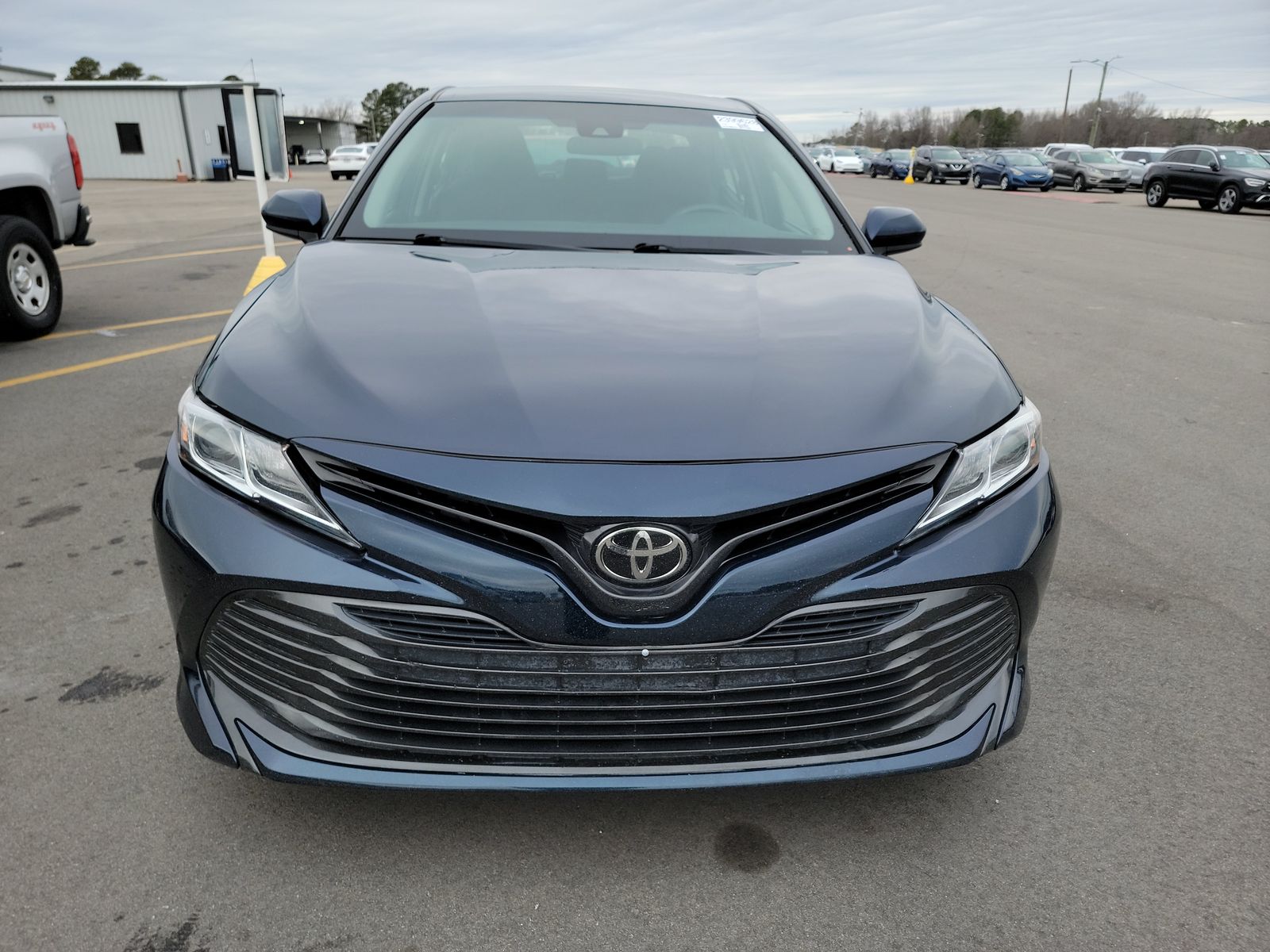 2018 Toyota Camry LE FWD