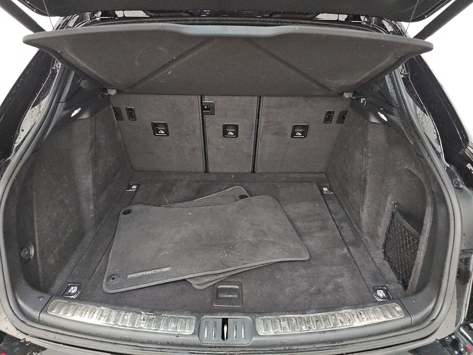 2023 Porsche Macan Base AWD